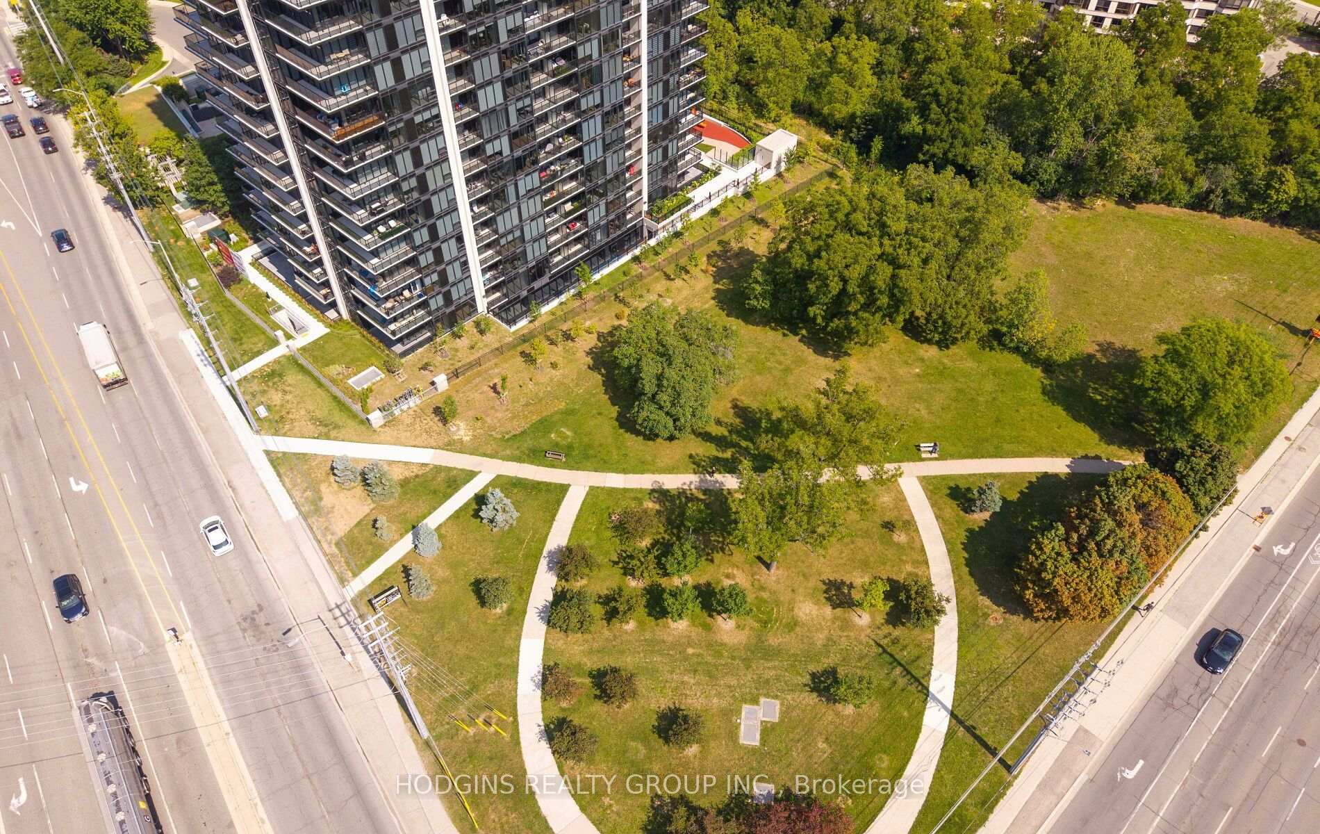Photo 38 of Unit UPH 2008, 1035 Southdown Road, Mississauga, Clarkson — HOMEH