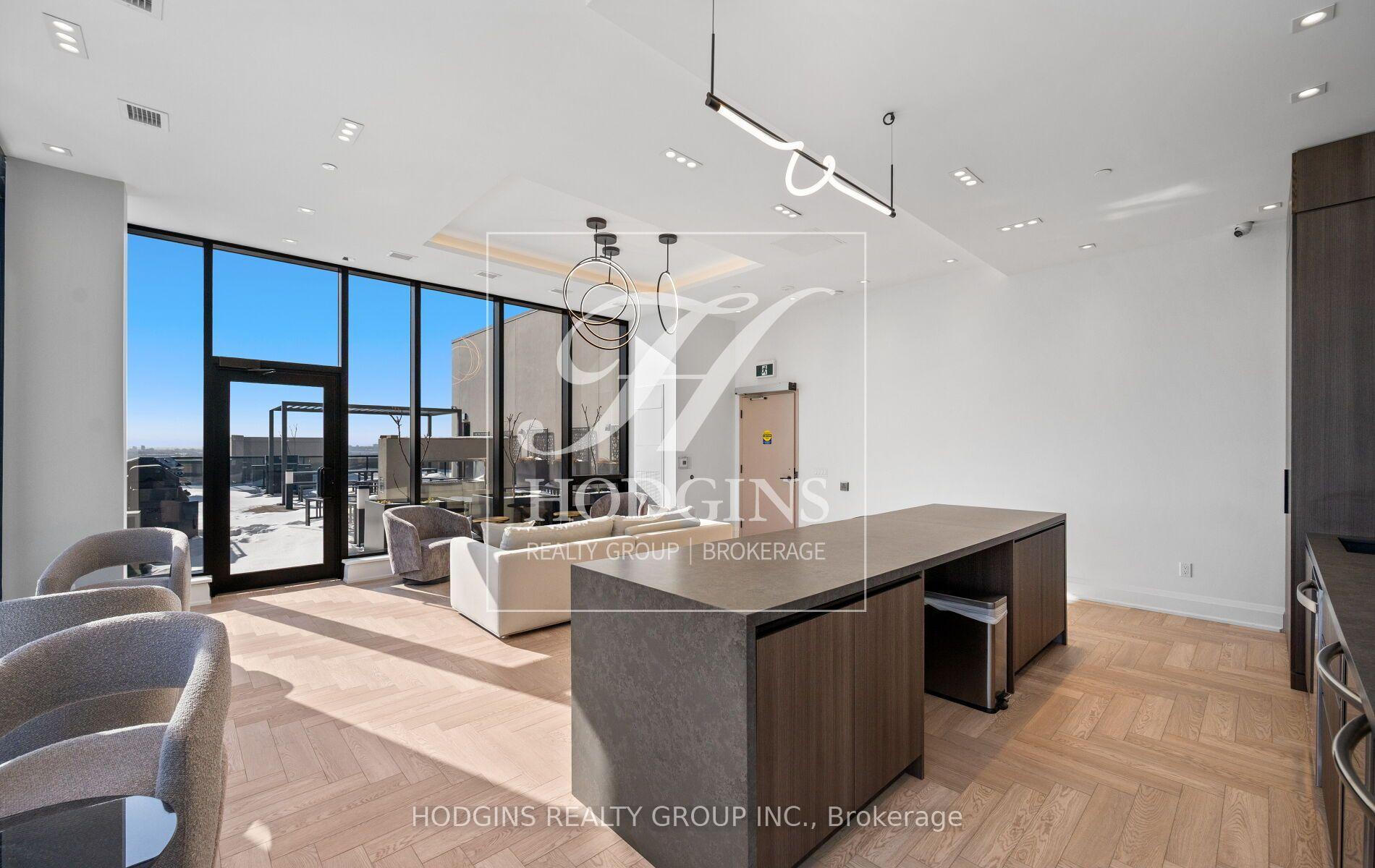 Photo 46 of Unit UPH 2008, 1035 Southdown Road, Mississauga, Clarkson — HOMEH