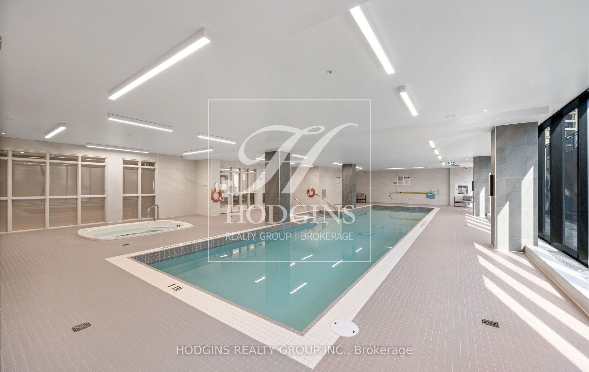 Photo 48 of Unit UPH 2008, 1035 Southdown Road, Mississauga, Clarkson — HOMEH