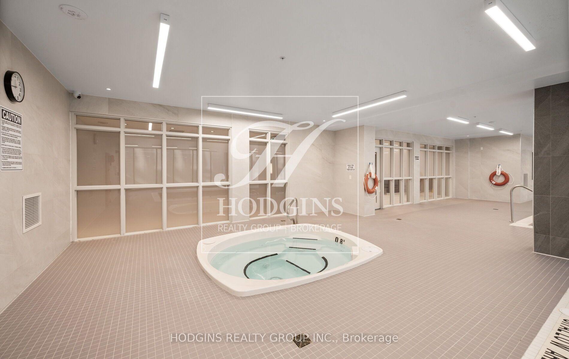 Photo 49 of Unit UPH 2008, 1035 Southdown Road, Mississauga, Clarkson — HOMEH
