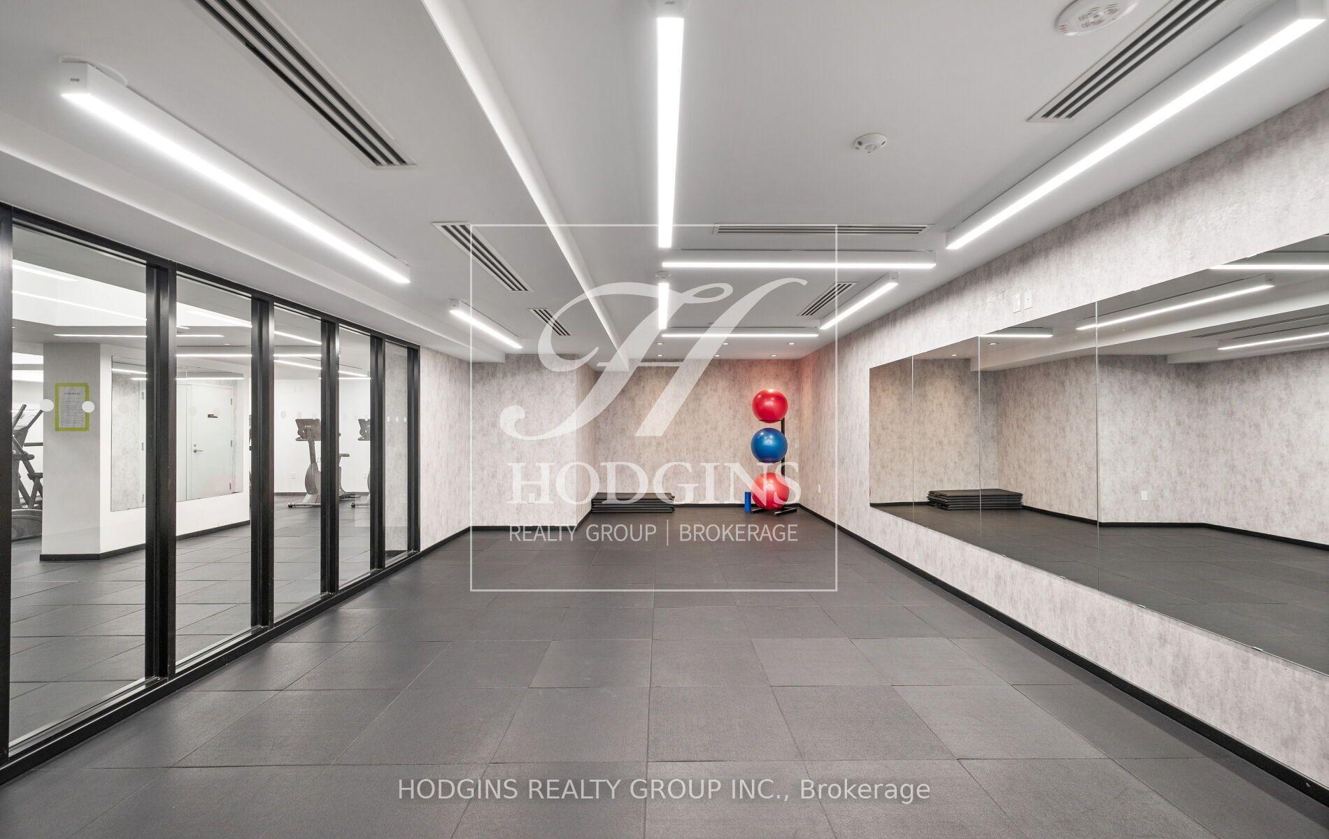 Photo 52 of Unit UPH 2008, 1035 Southdown Road, Mississauga, Clarkson — HOMEH