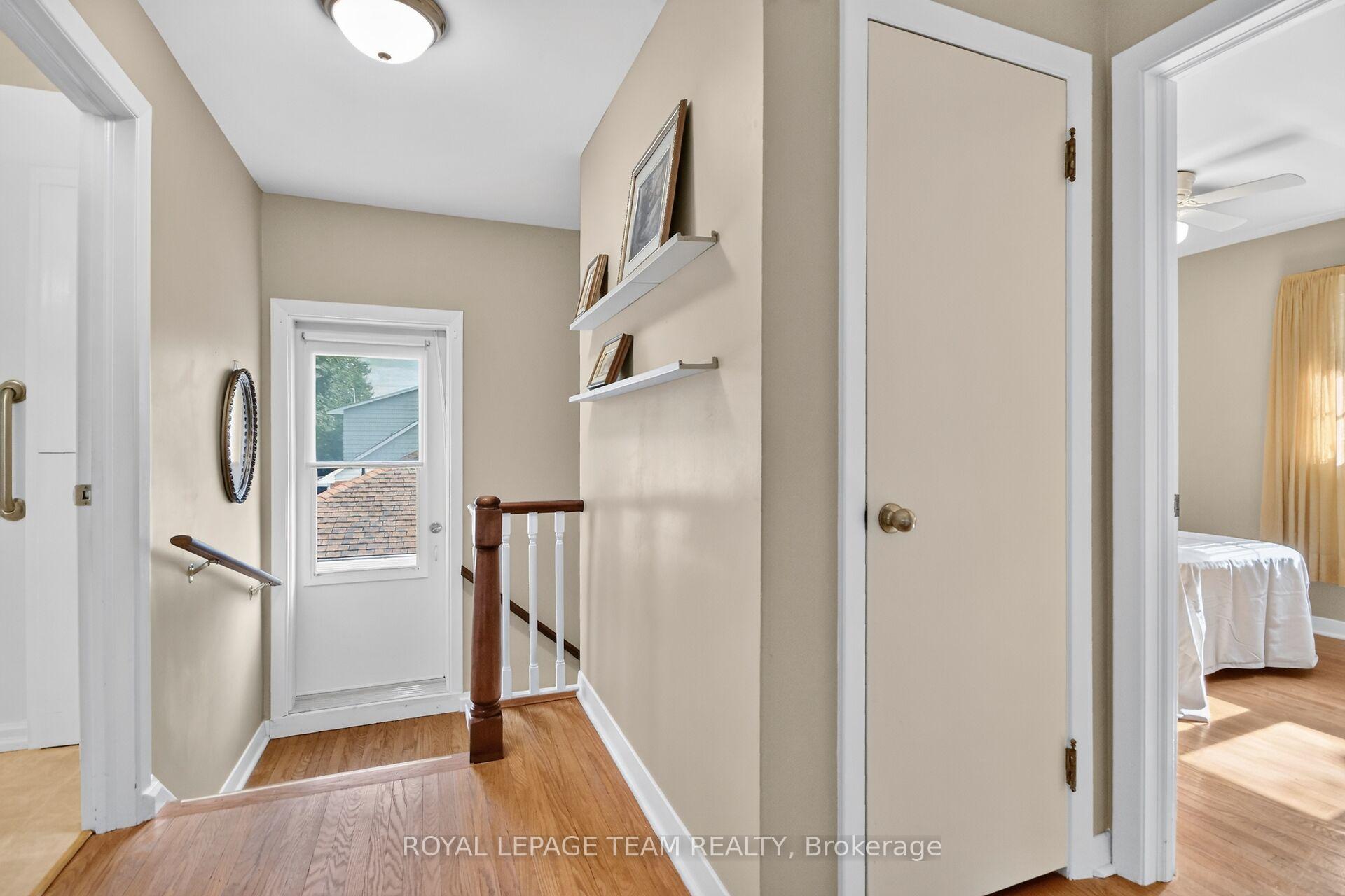 Photo 16 of 957 Winnington Avenue, Ottawa, Whitehaven — HOMEH