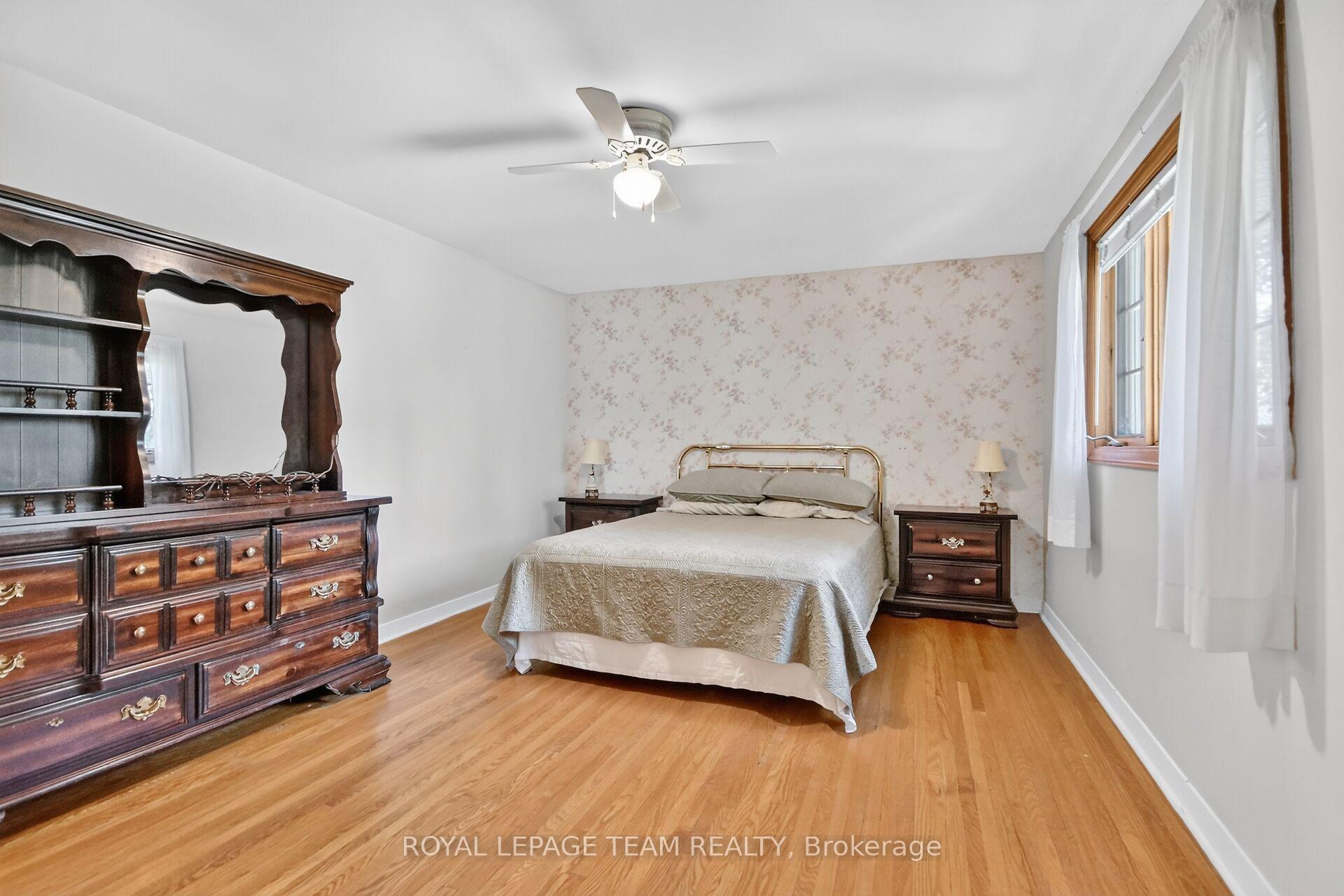 Photo 17 of 957 Winnington Avenue, Ottawa, Whitehaven — HOMEH
