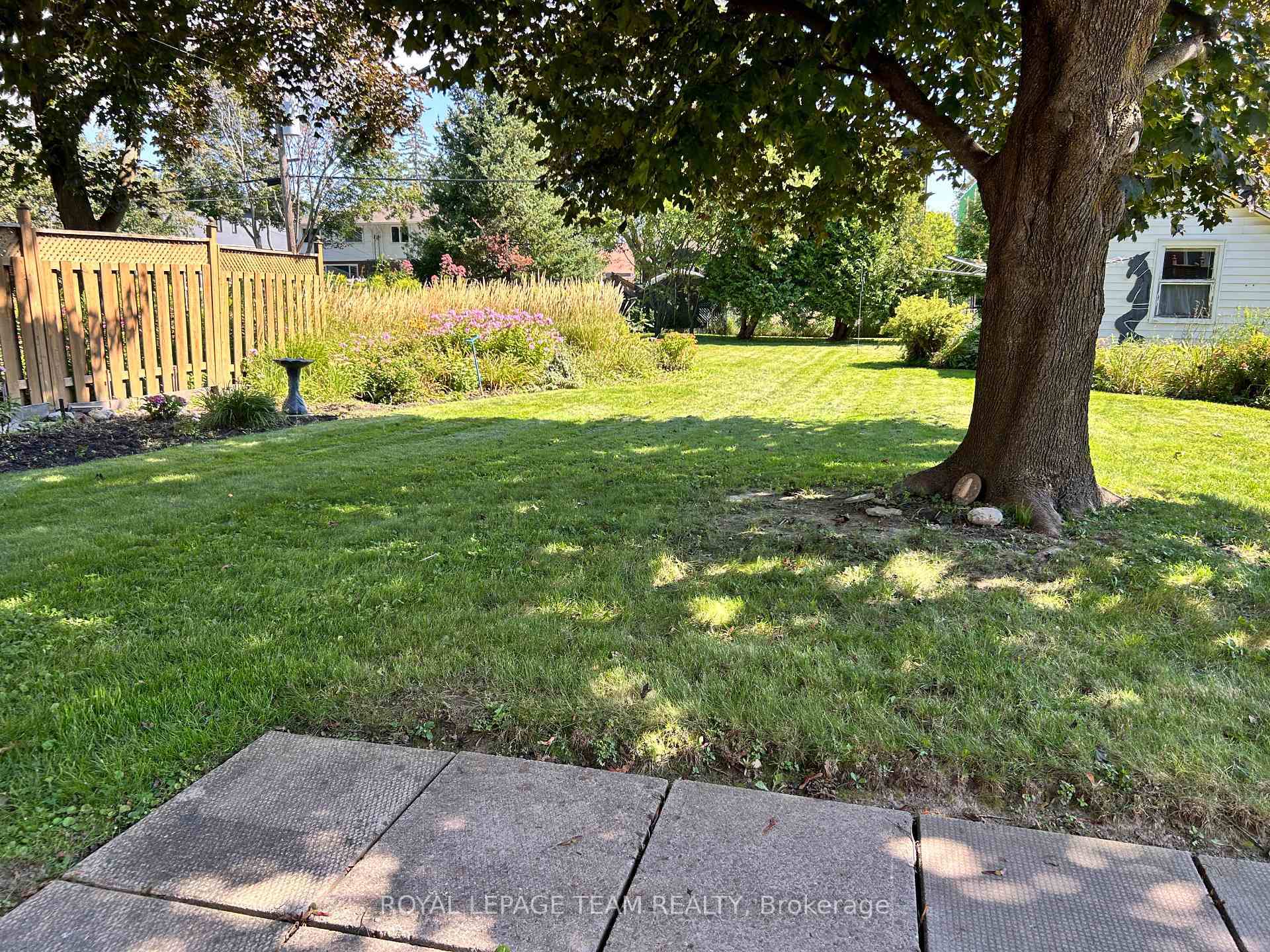 Photo 32 of 957 Winnington Avenue, Ottawa, Whitehaven — HOMEH