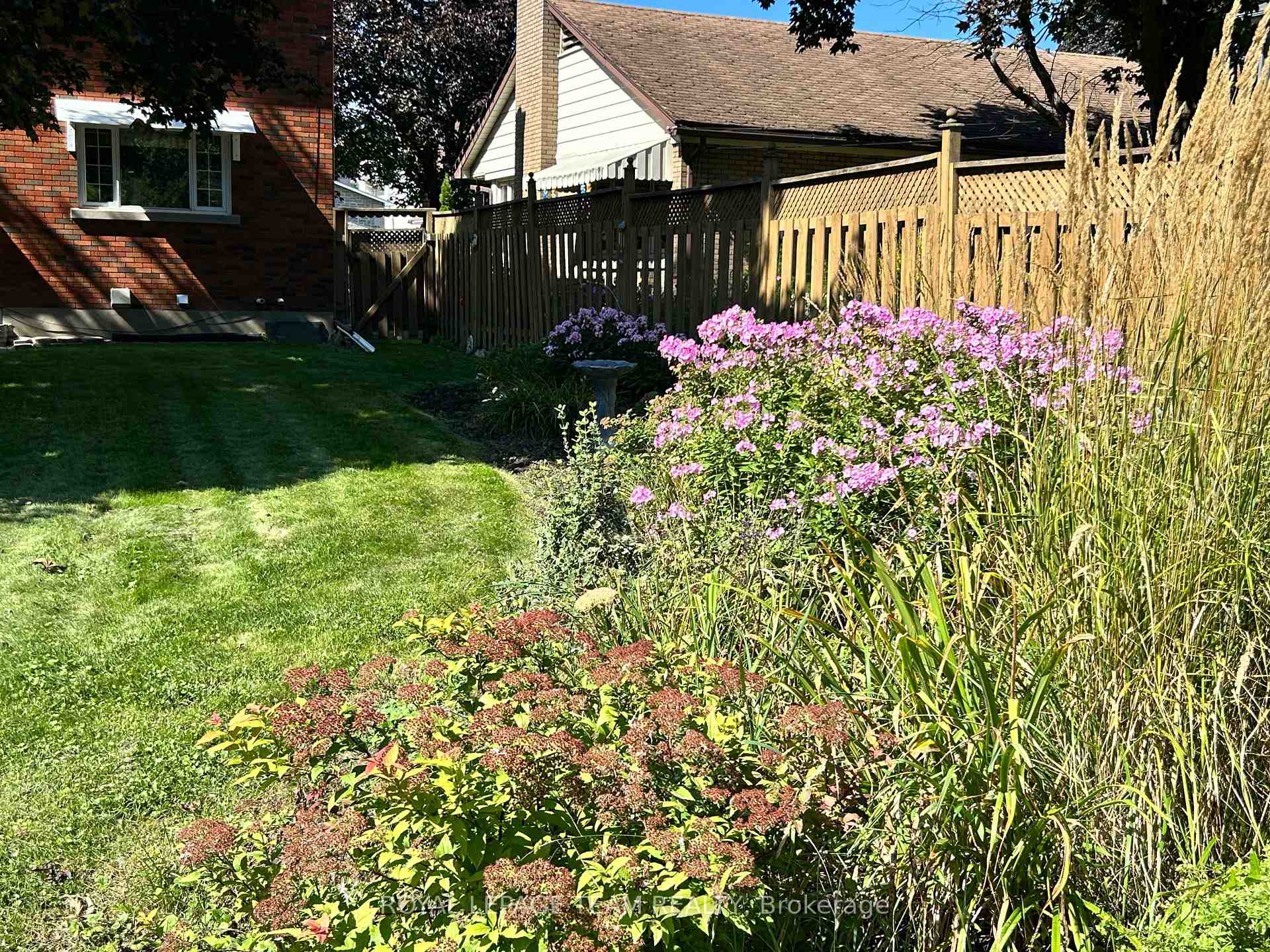 Photo 35 of 957 Winnington Avenue, Ottawa, Whitehaven — HOMEH