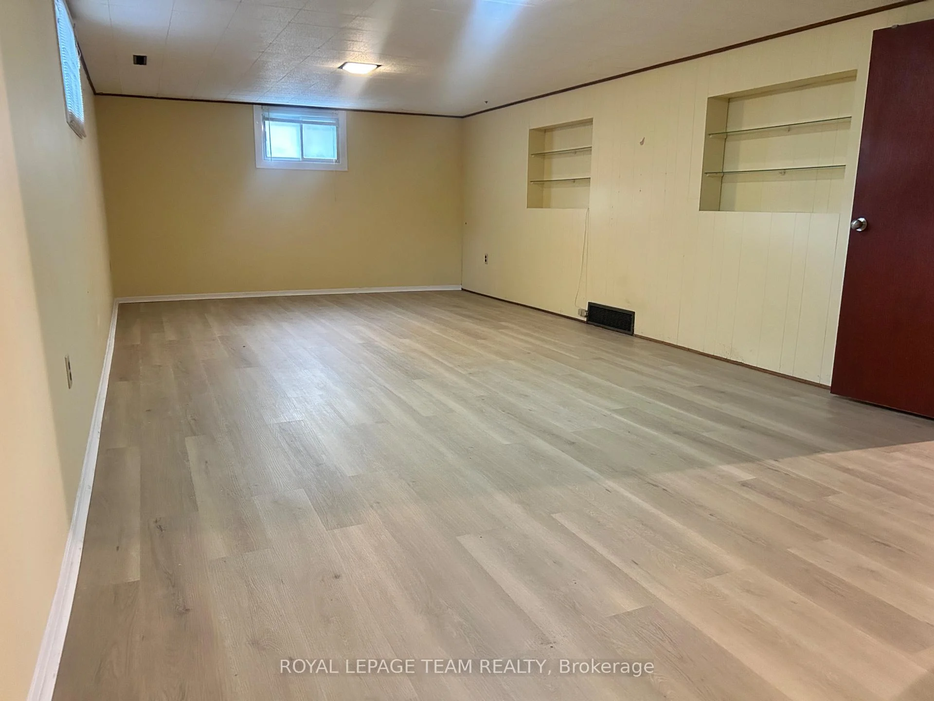 Photo 38 of 957 Winnington Avenue, Ottawa, Whitehaven — HOMEH