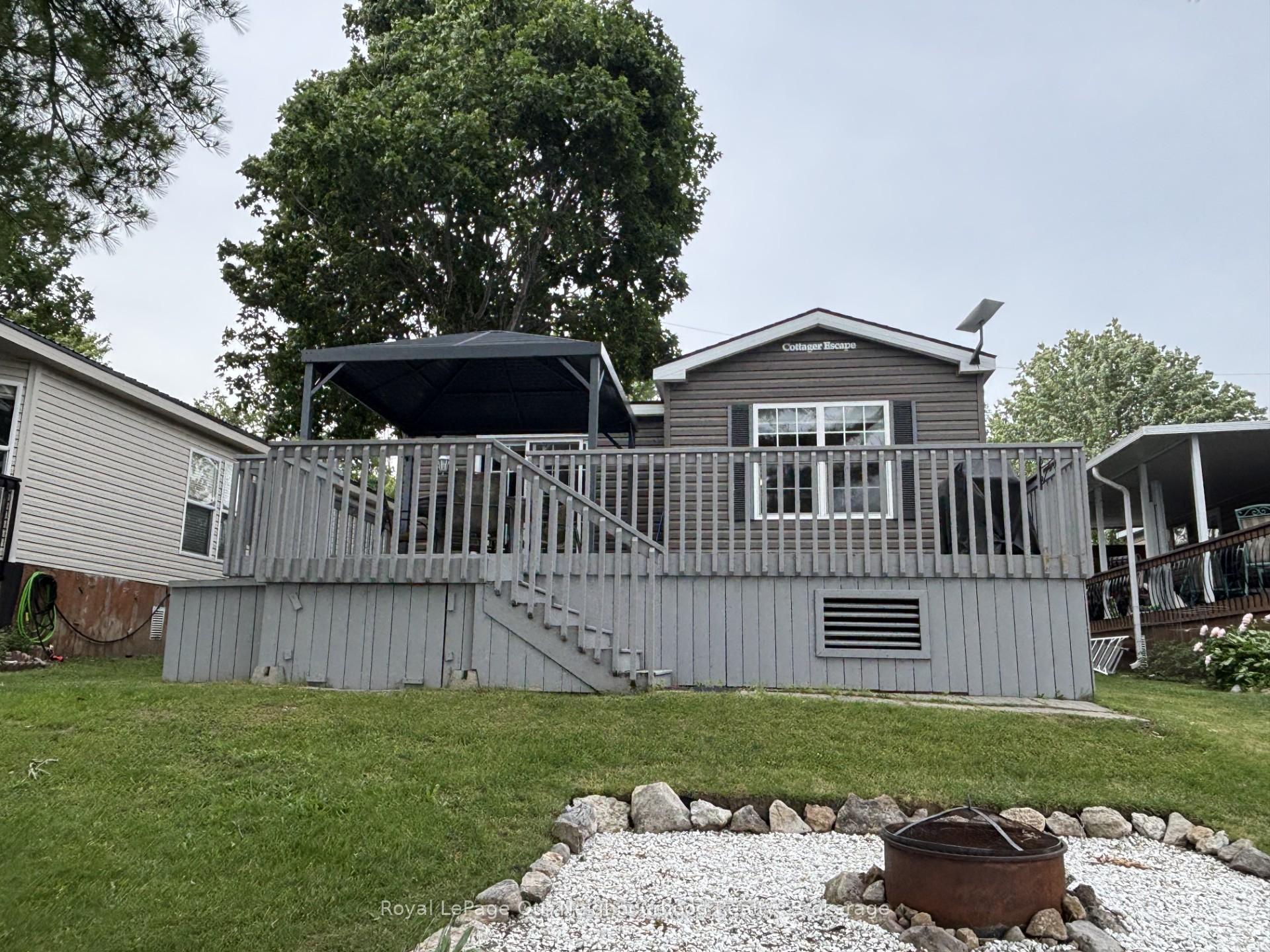 Front of Unit 9 Lakeview Dr, 171 Woodland Estates Road