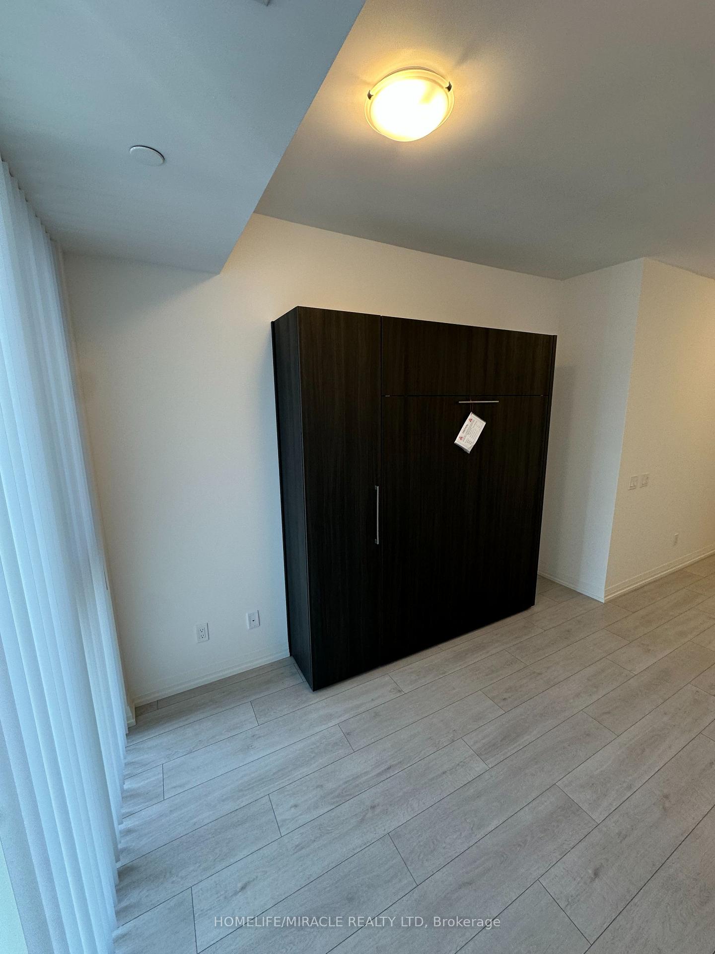 Photo 5 of Unit 2302, 400 King Street, Toronto, Waterfront Communities — HOMEH