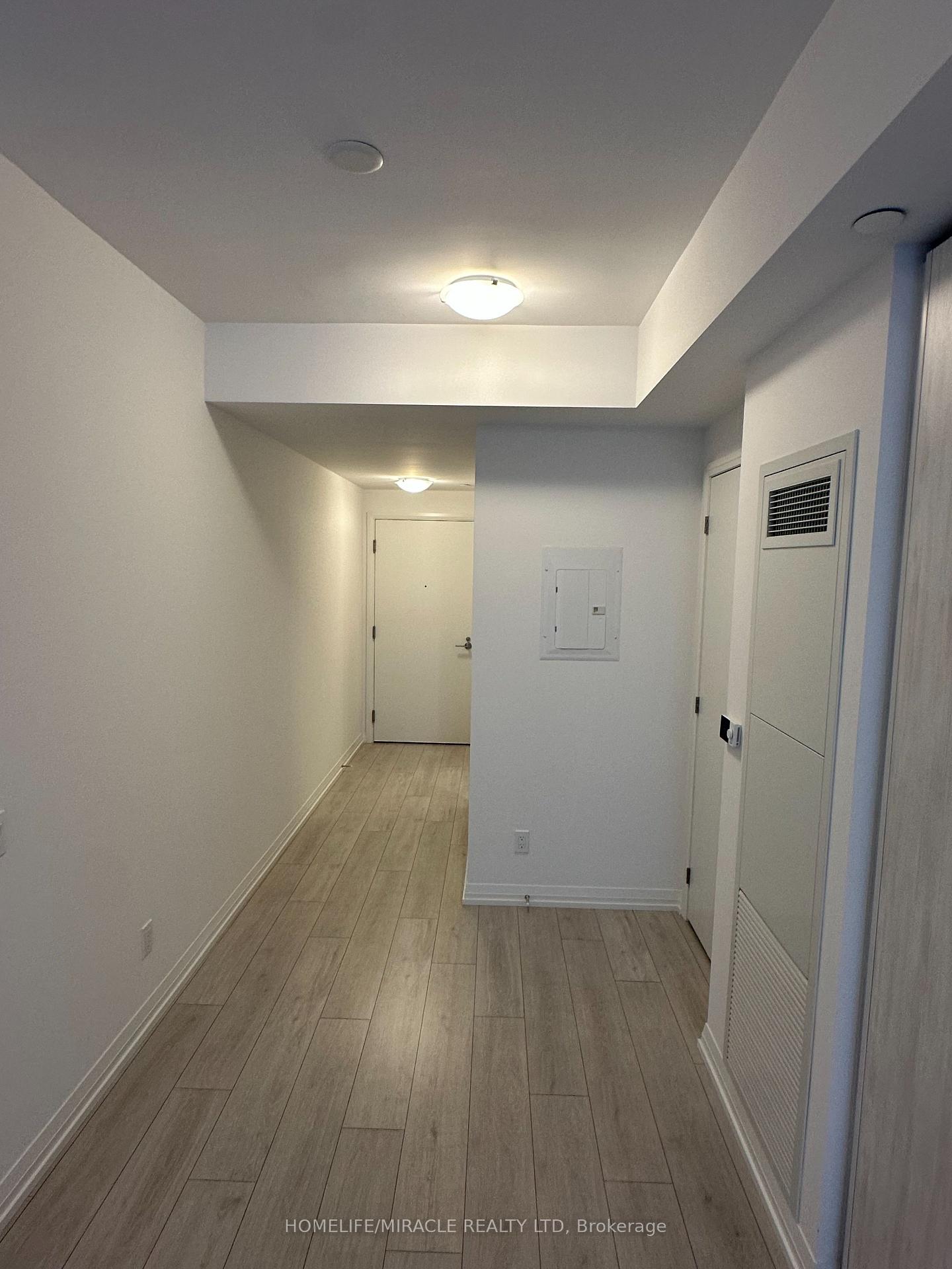 Photo 8 of Unit 2302, 400 King Street, Toronto, Waterfront Communities — HOMEH