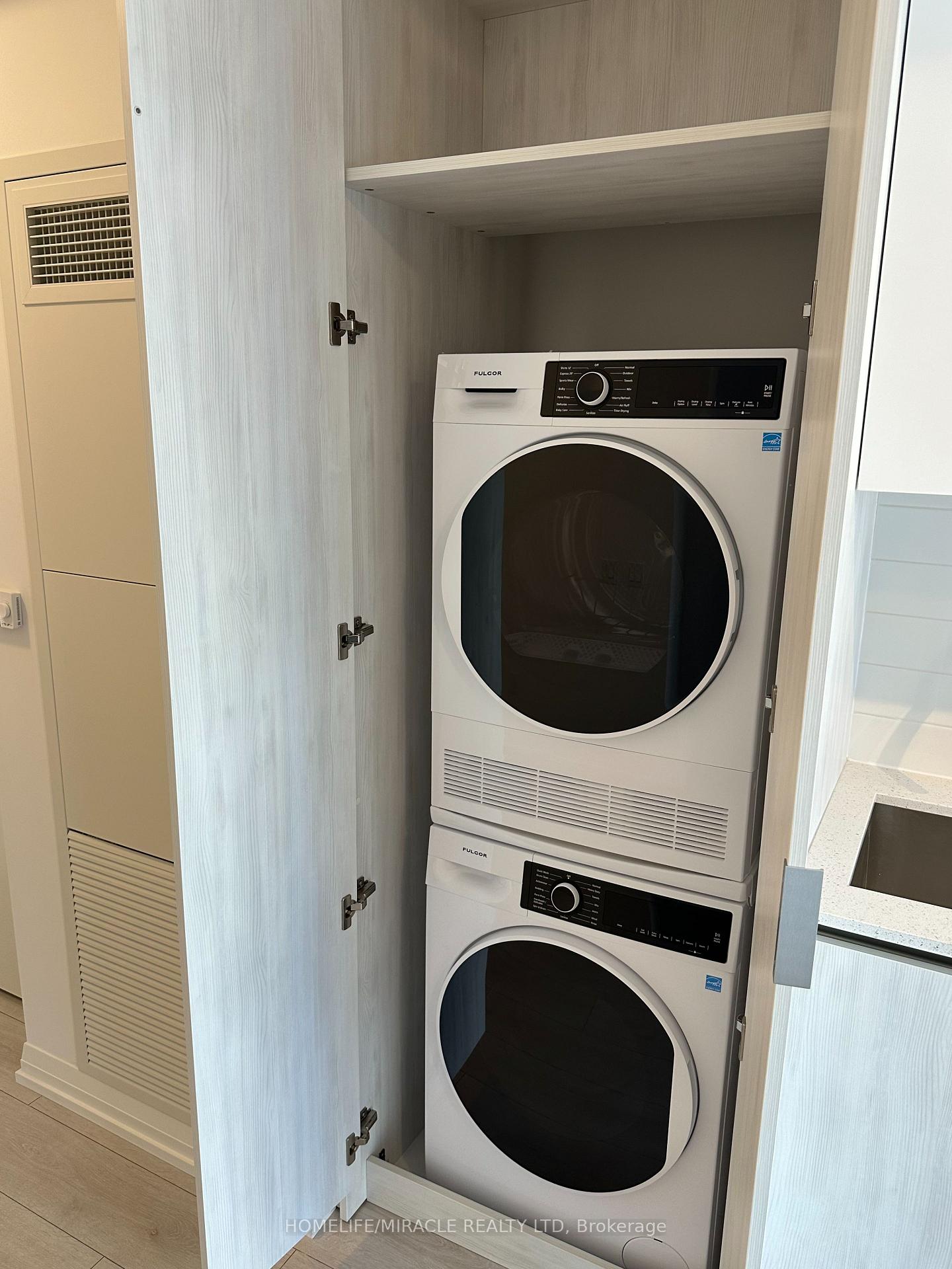 Photo 12 of Unit 2302, 400 King Street, Toronto, Waterfront Communities — HOMEH