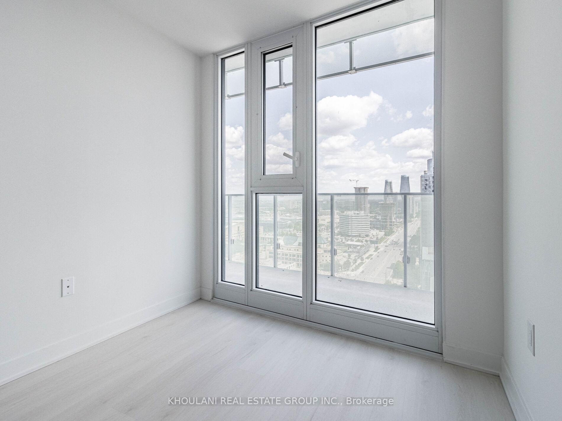 Photo 20 of Unit 2212, 3900 Confederation Parkway, Mississauga, City Centre — HOMEH