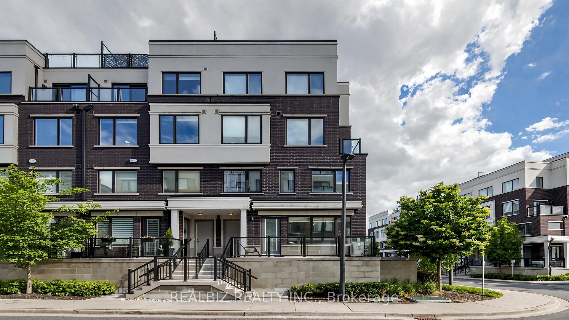 Photo 1 of Unit 77, 400 Alex Gardner Circle, Aurora, Aurora Village — HOMEH