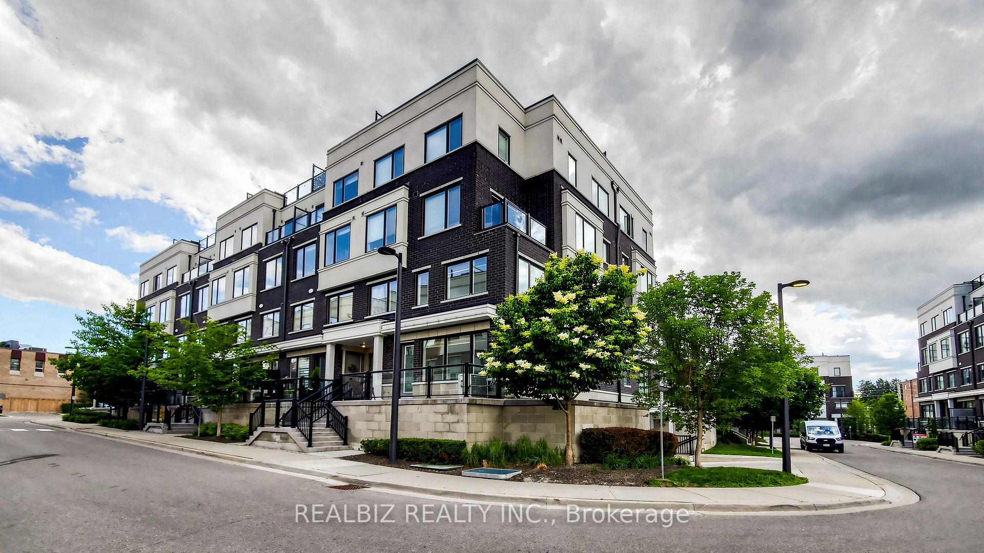 Photo 2 of Unit 77, 400 Alex Gardner Circle, Aurora, Aurora Village — HOMEH