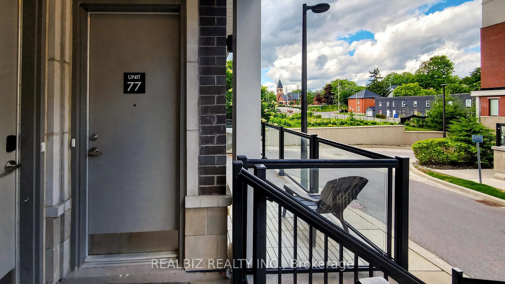 Photo 4 of Unit 77, 400 Alex Gardner Circle, Aurora, Aurora Village — HOMEH