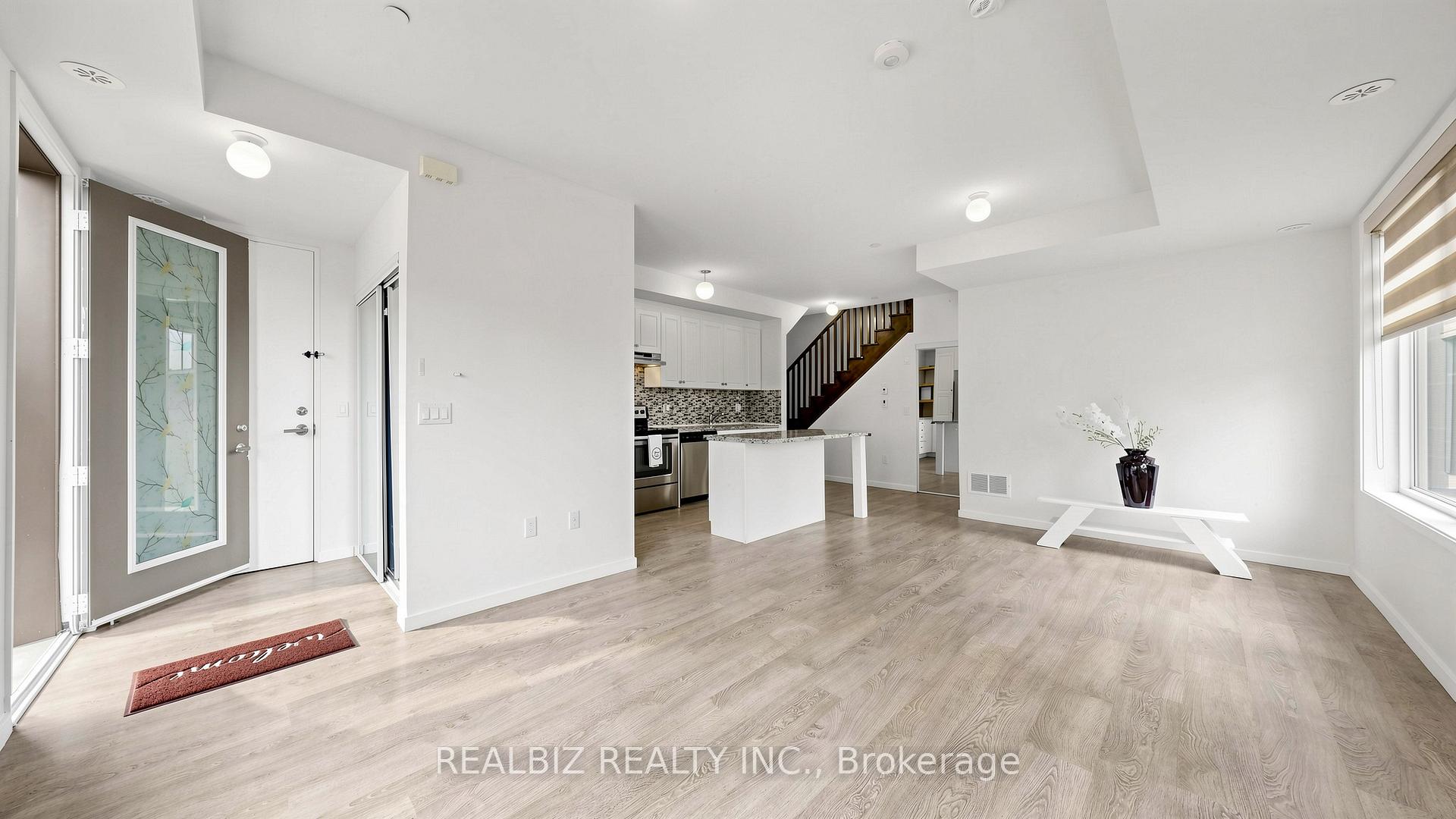 Photo 15 of Unit 77, 400 Alex Gardner Circle, Aurora, Aurora Village — HOMEH