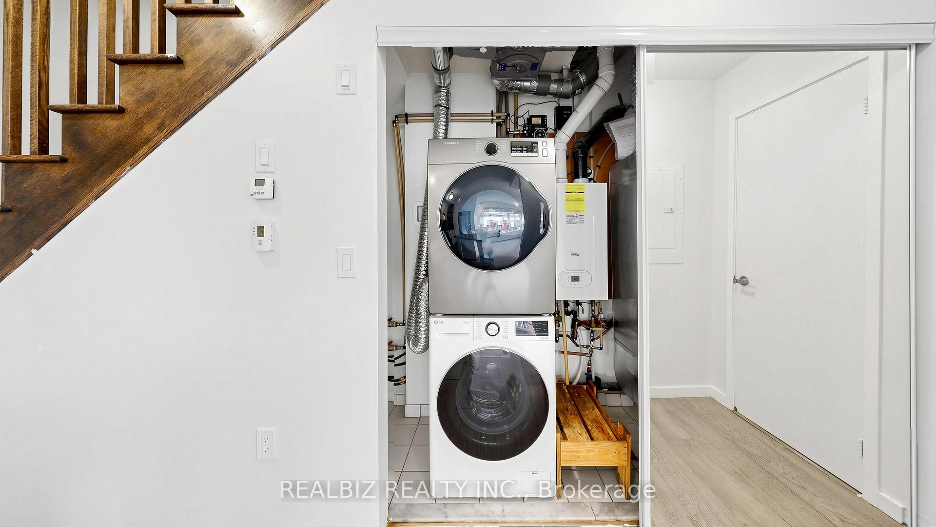 Photo 26 of Unit 77, 400 Alex Gardner Circle, Aurora, Aurora Village — HOMEH