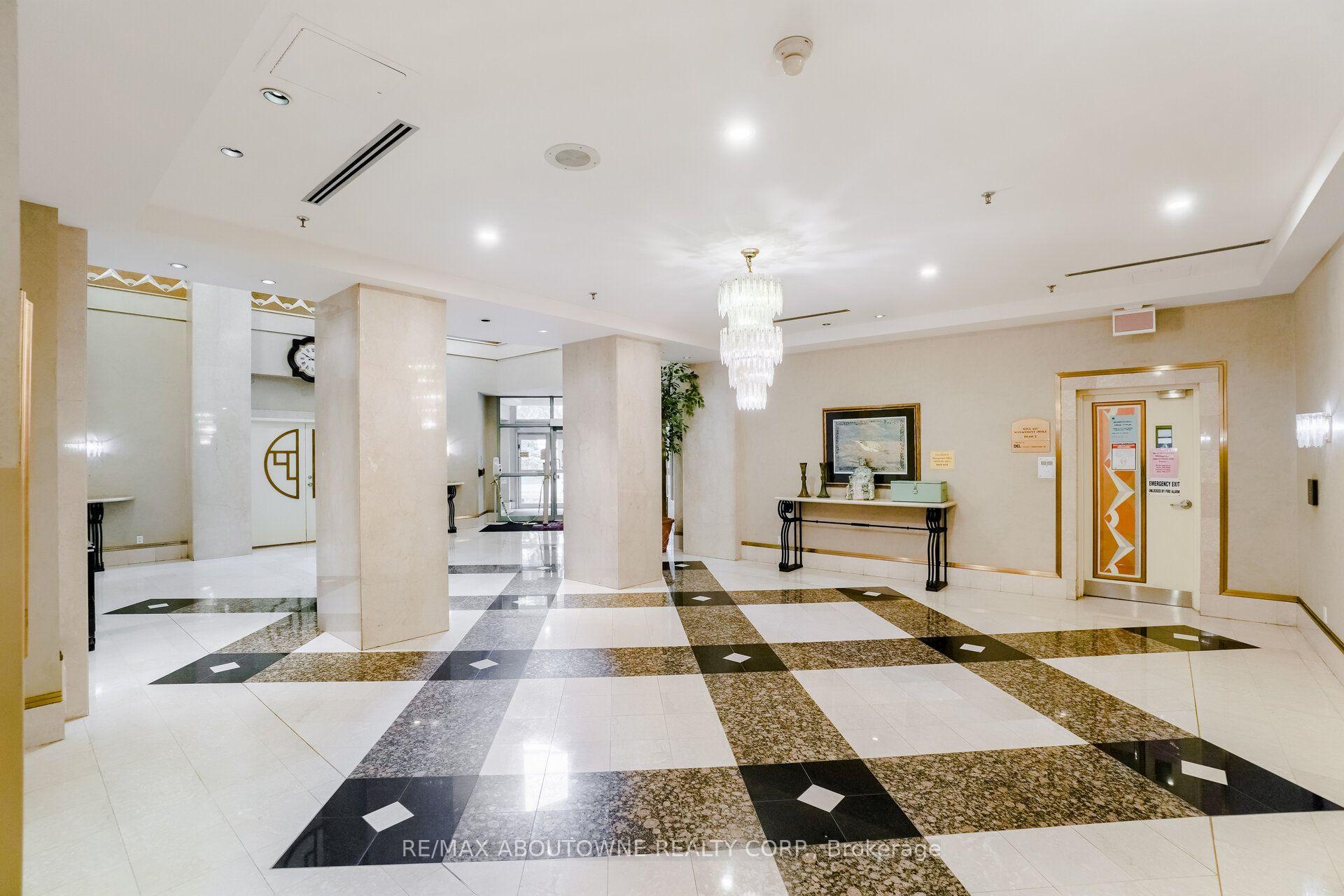 Photo 3 of Unit 705, 88 Corporate Drive, Scarborough, Woburn — HOMEH