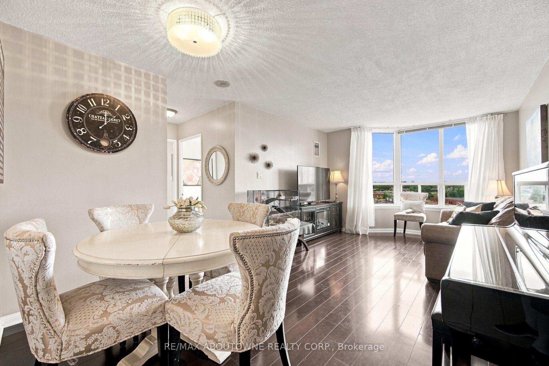 Photo 12 of Unit 705, 88 Corporate Drive, Scarborough, Woburn — HOMEH