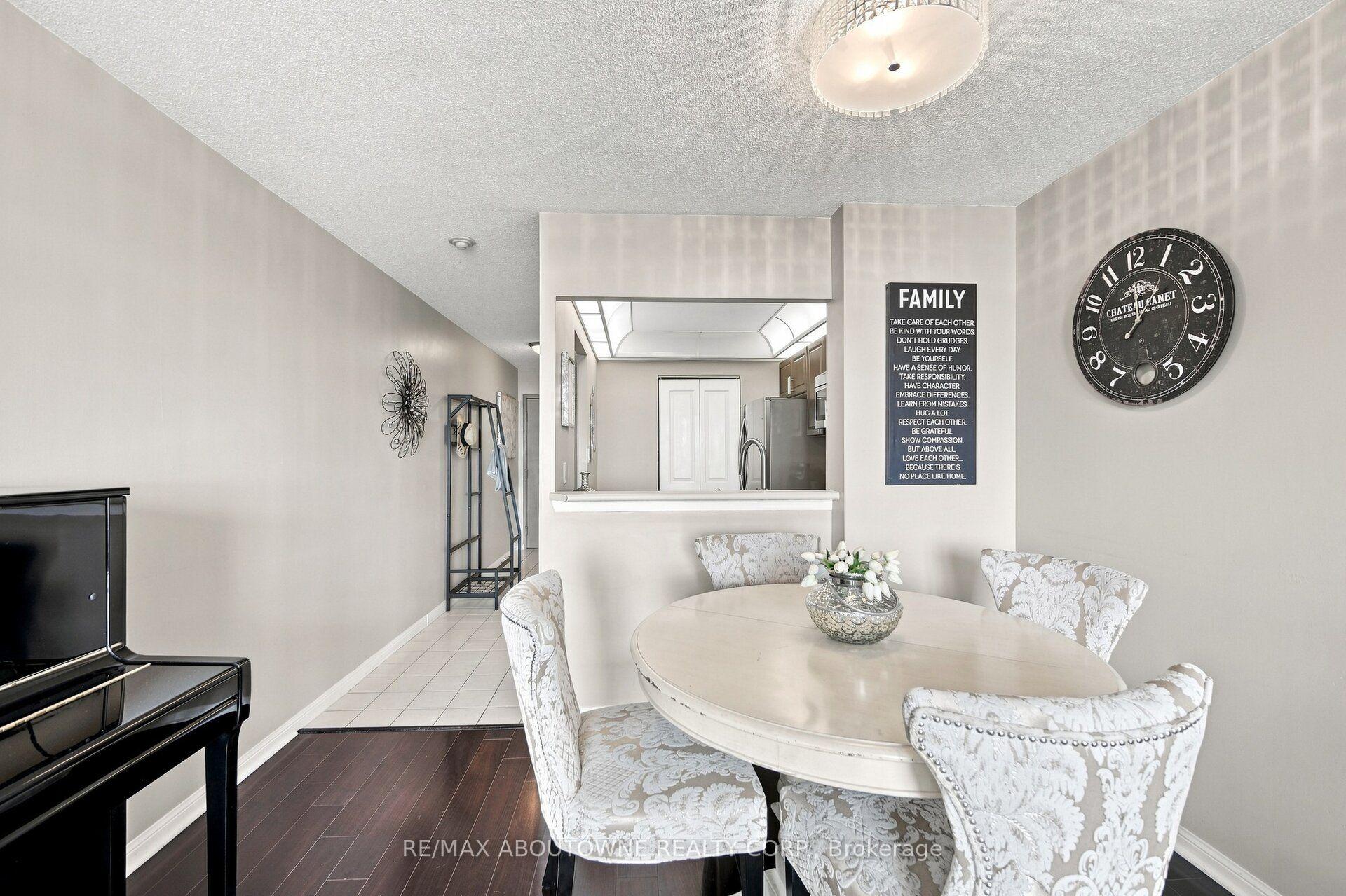 Photo 14 of Unit 705, 88 Corporate Drive, Scarborough, Woburn — HOMEH