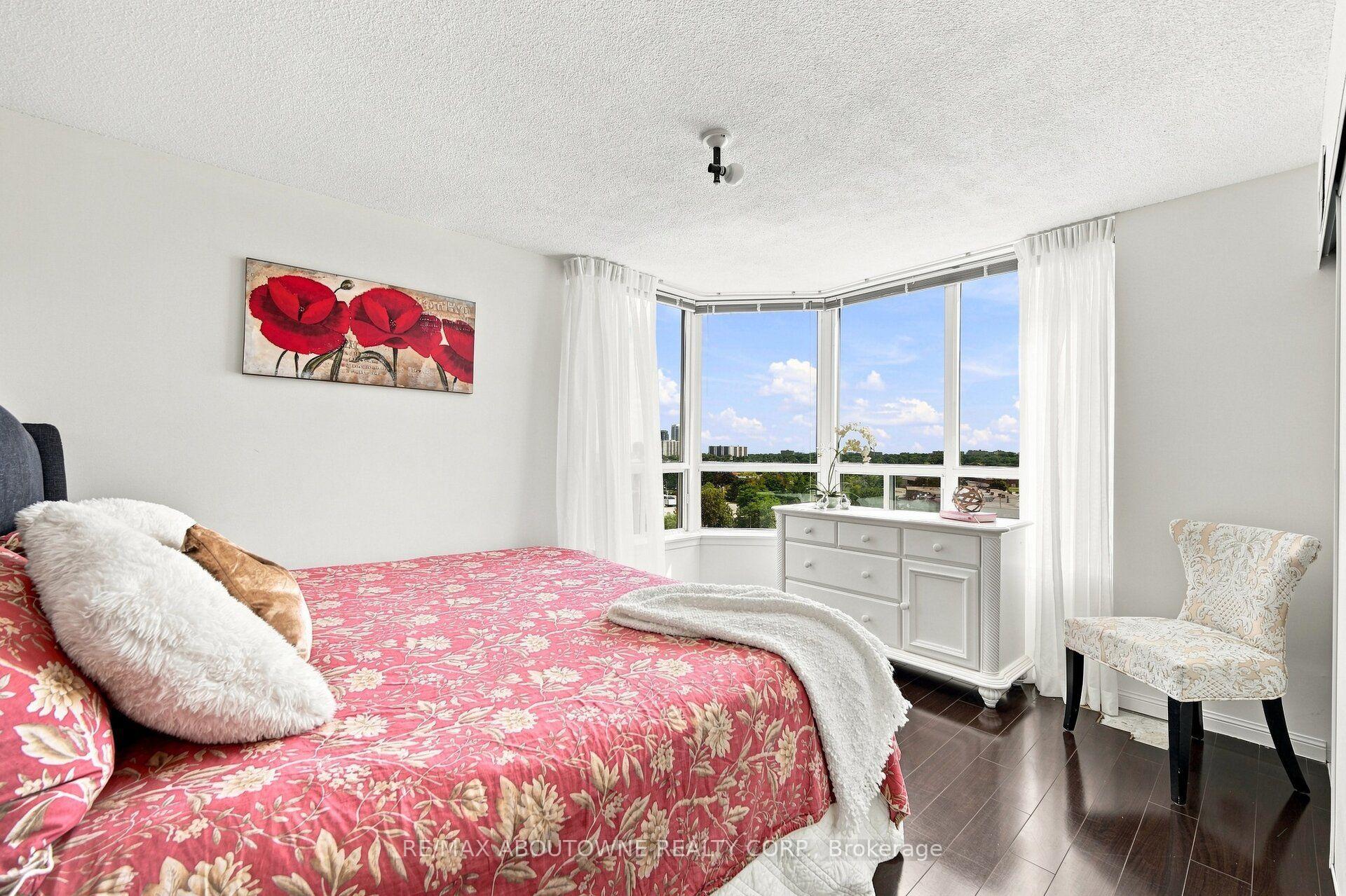 Photo 18 of Unit 705, 88 Corporate Drive, Scarborough, Woburn — HOMEH