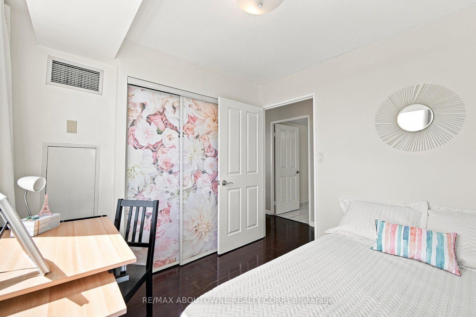 Photo 24 of Unit 705, 88 Corporate Drive, Scarborough, Woburn — HOMEH