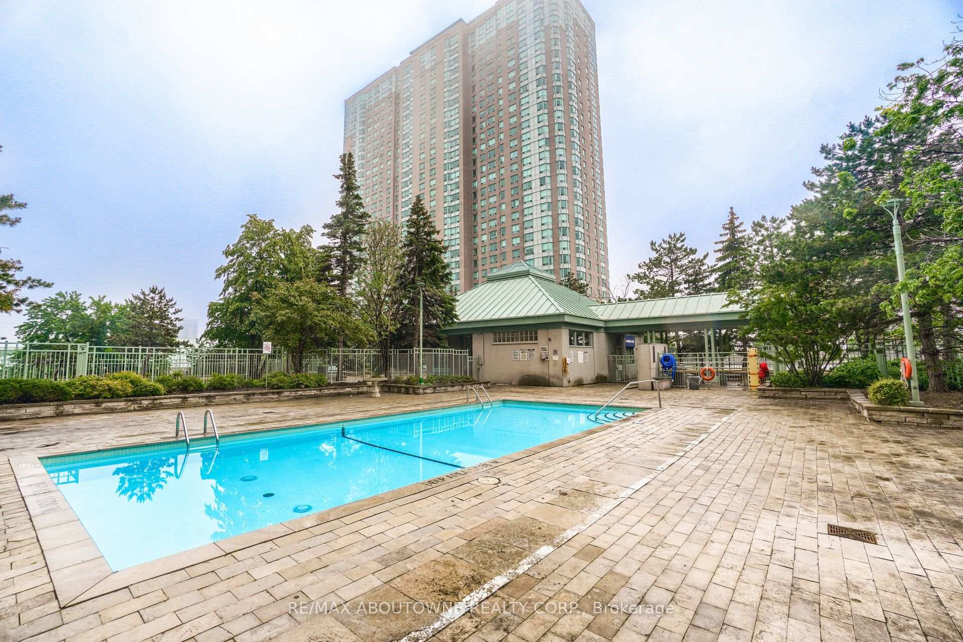 Photo 40 of Unit 705, 88 Corporate Drive, Scarborough, Woburn — HOMEH