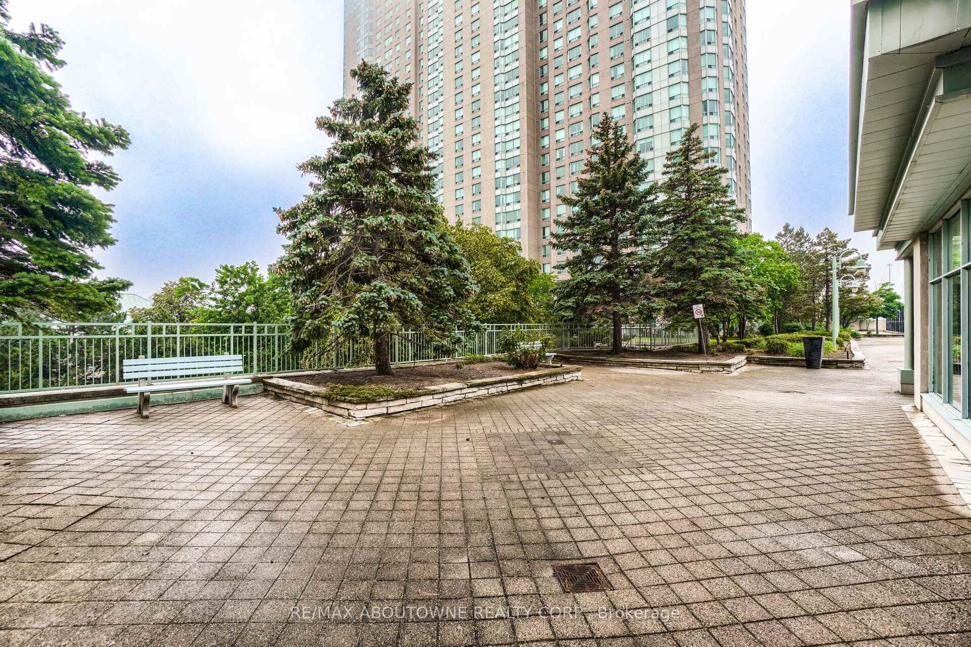 Photo 42 of Unit 705, 88 Corporate Drive, Scarborough, Woburn — HOMEH