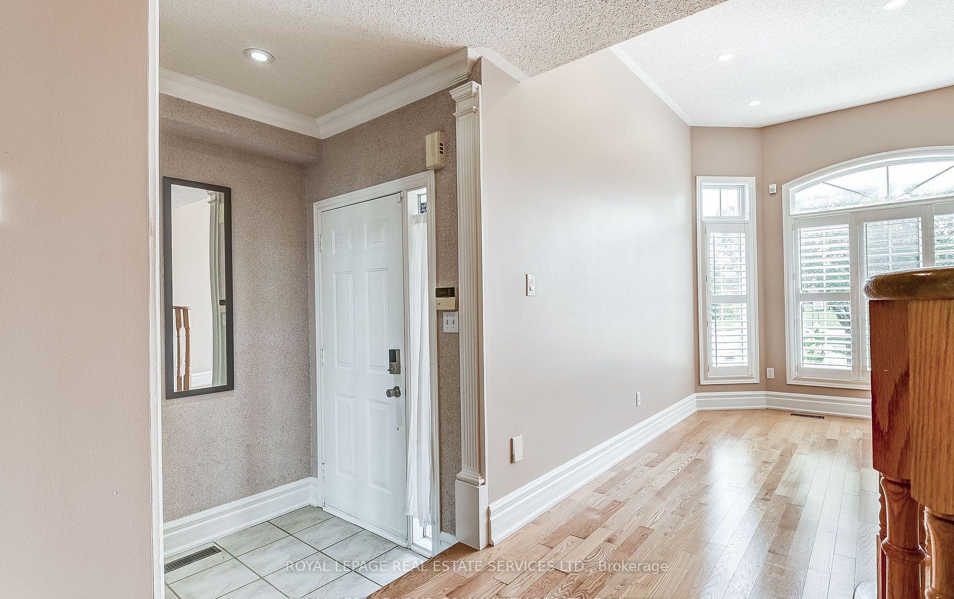 Photo 5 of 3285 McDowell Drive, Mississauga, Churchill Meadows — HOMEH