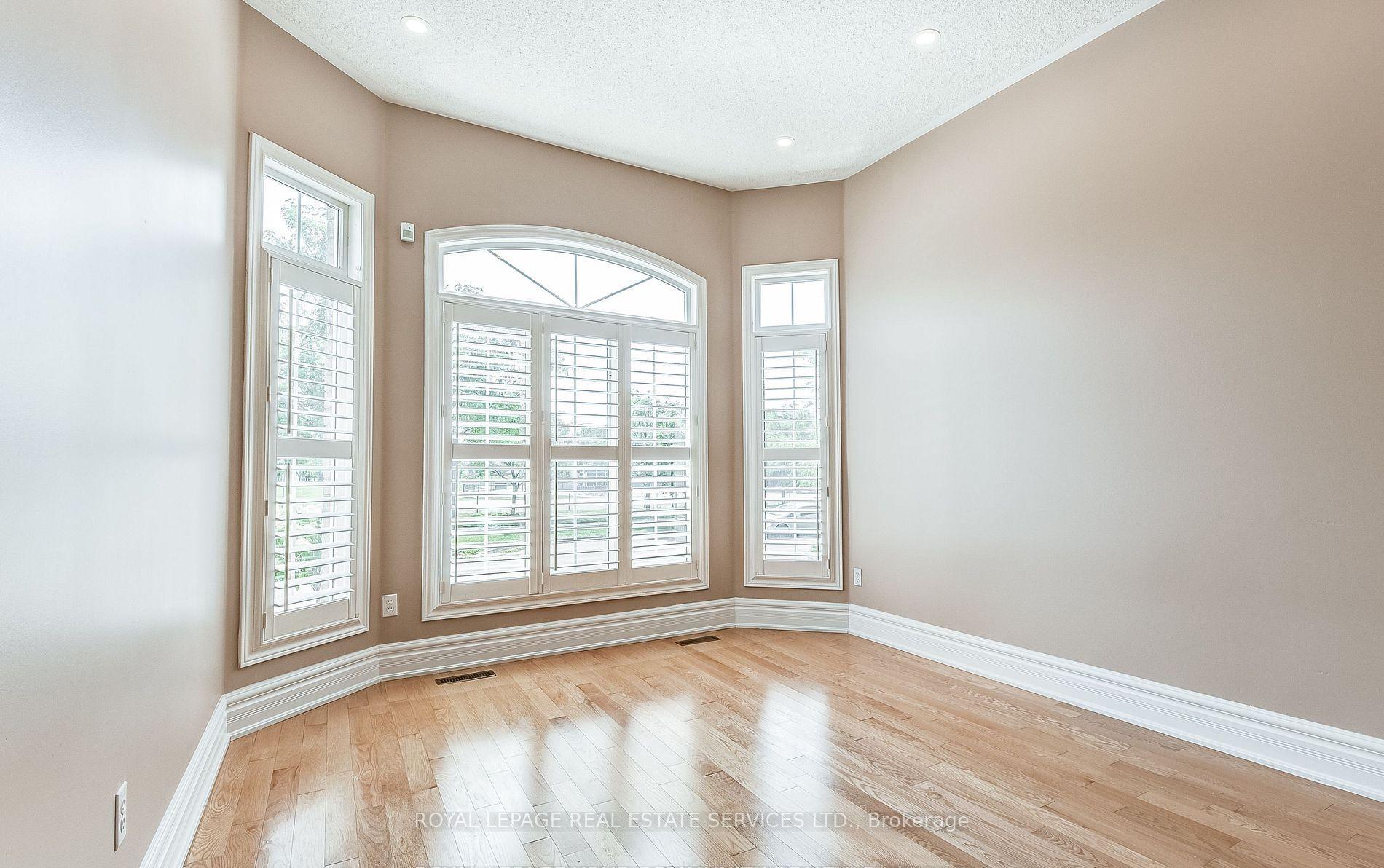 Photo 8 of 3285 McDowell Drive, Mississauga, Churchill Meadows — HOMEH