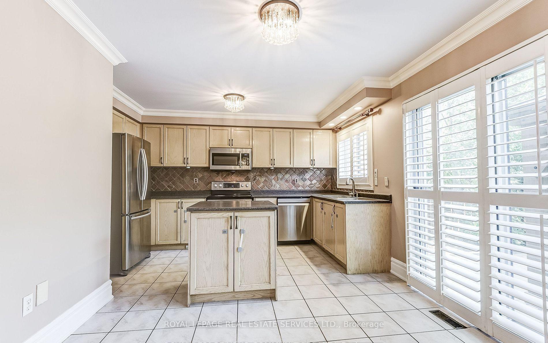 Photo 16 of 3285 McDowell Drive, Mississauga, Churchill Meadows — HOMEH