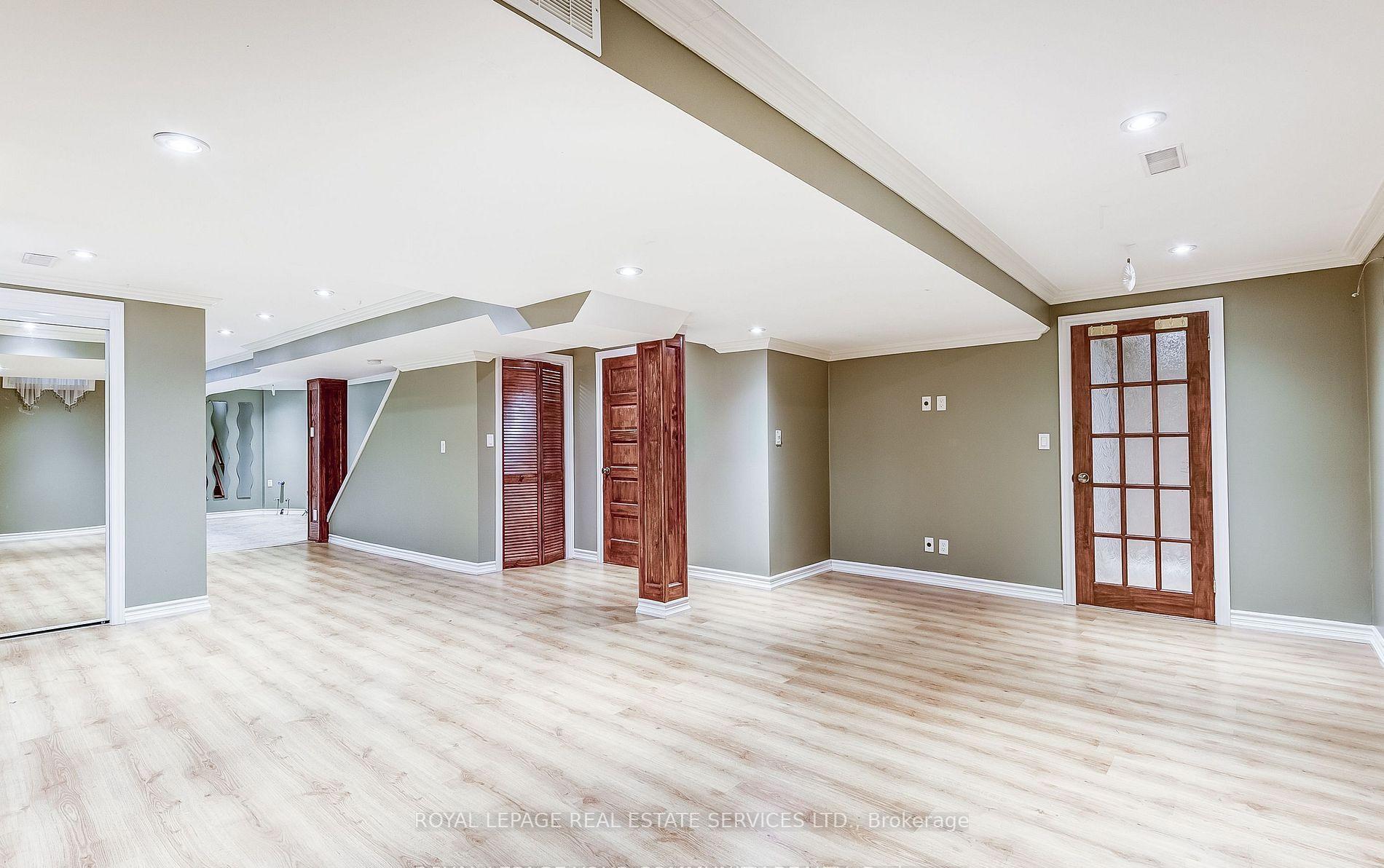 Photo 32 of 3285 McDowell Drive, Mississauga, Churchill Meadows — HOMEH