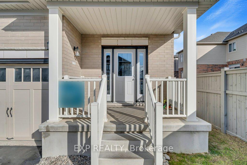 Photo 4 of 43 Sugar Trail, Kitchener, Forest Heights — HOMEH