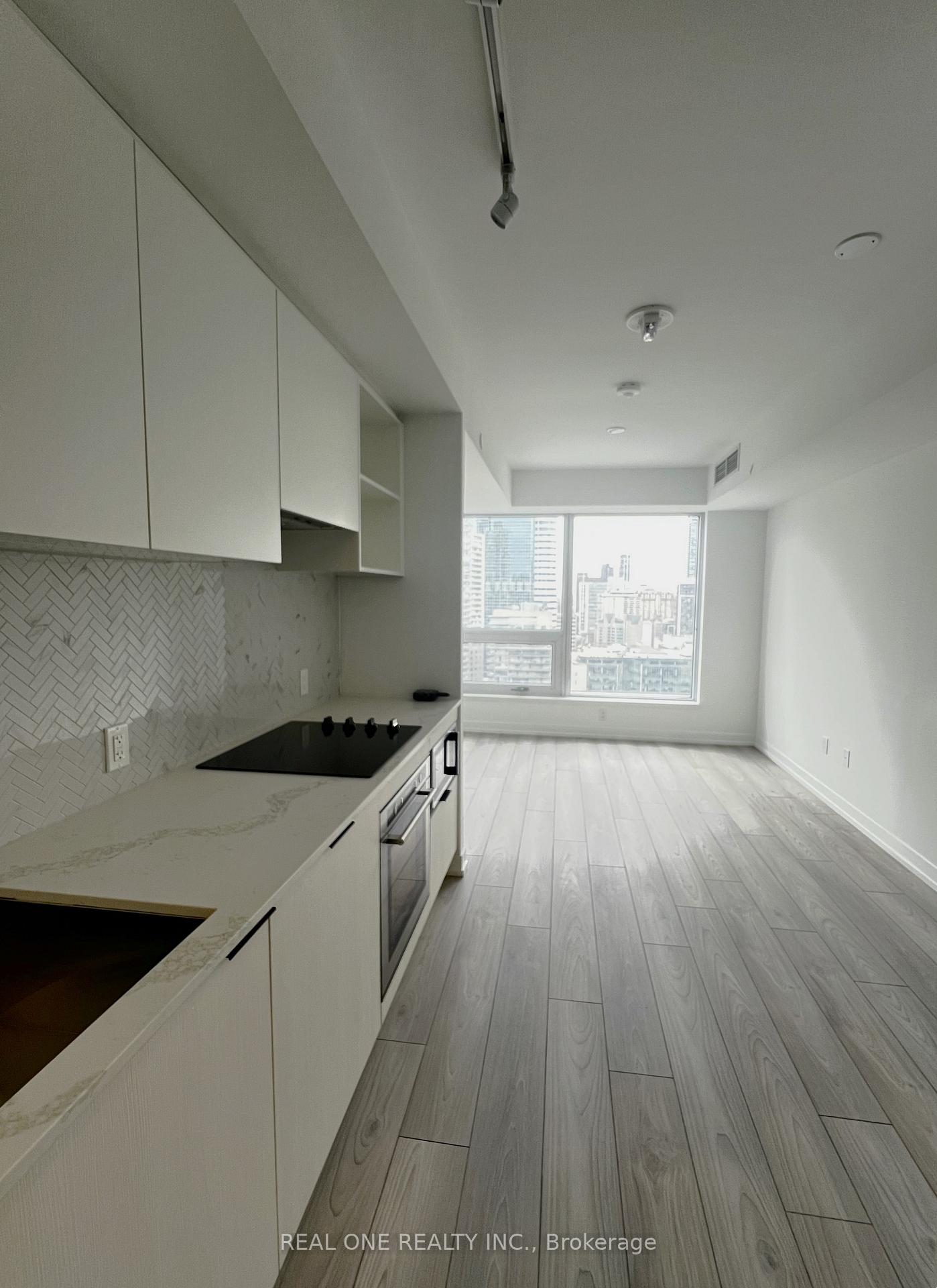 Photo 2 of Unit 2908, 82 Dalhousie Street, Toronto, Church-Yonge Corridor — HOMEH