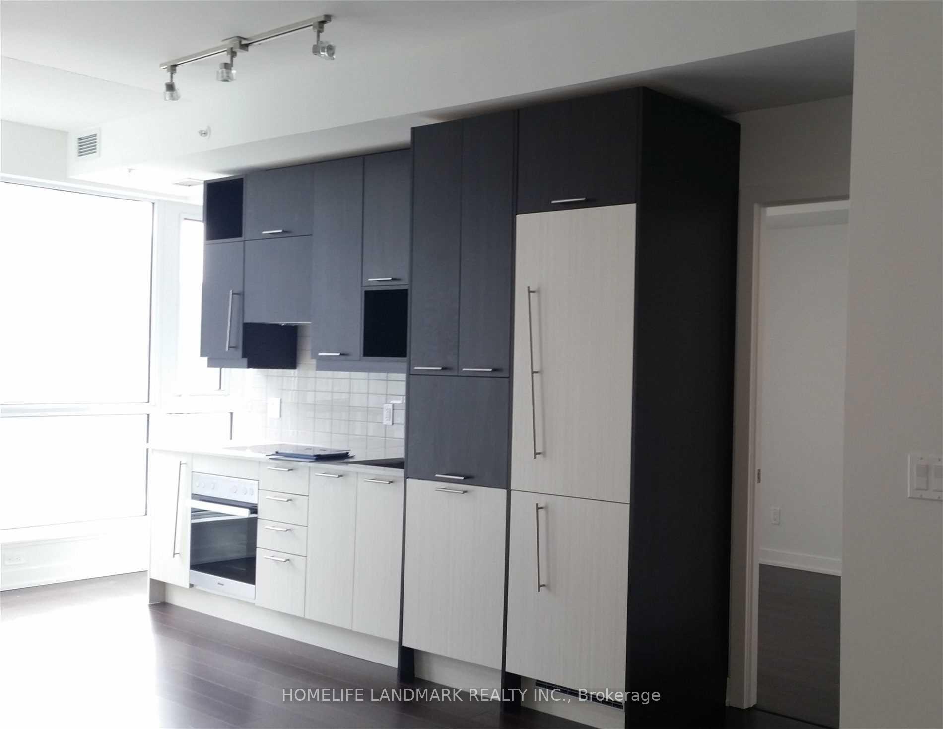 Photo 5 of Unit 1105, 30 Nelson Street, Toronto, Waterfront Communities — HOMEH