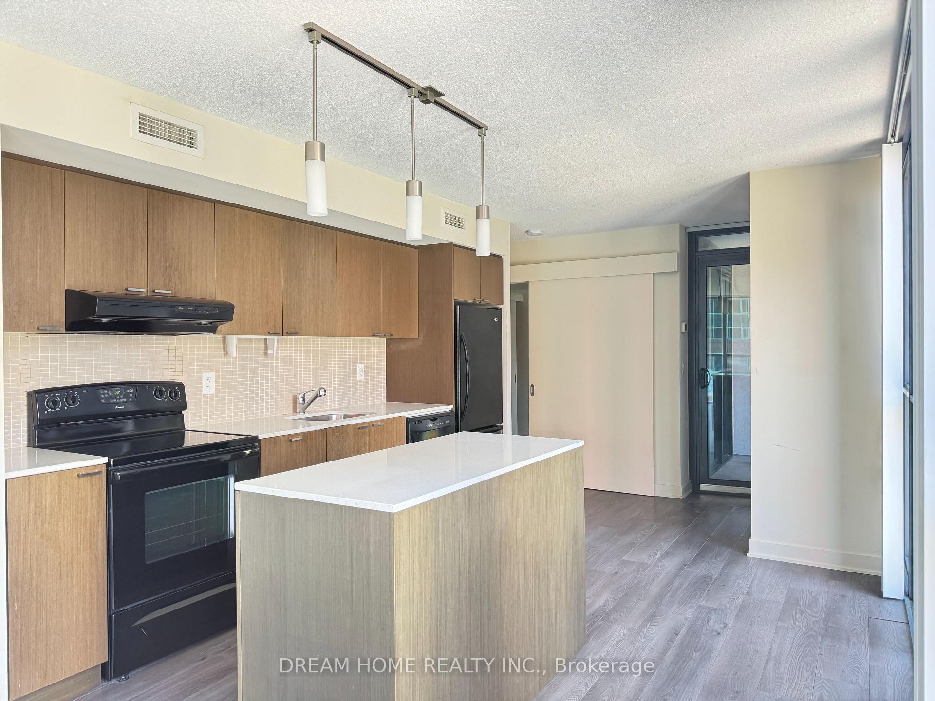 Photo 10 of Unit 608, 110 Charles Street E, Toronto, Church-Yonge Corridor — HOMEH