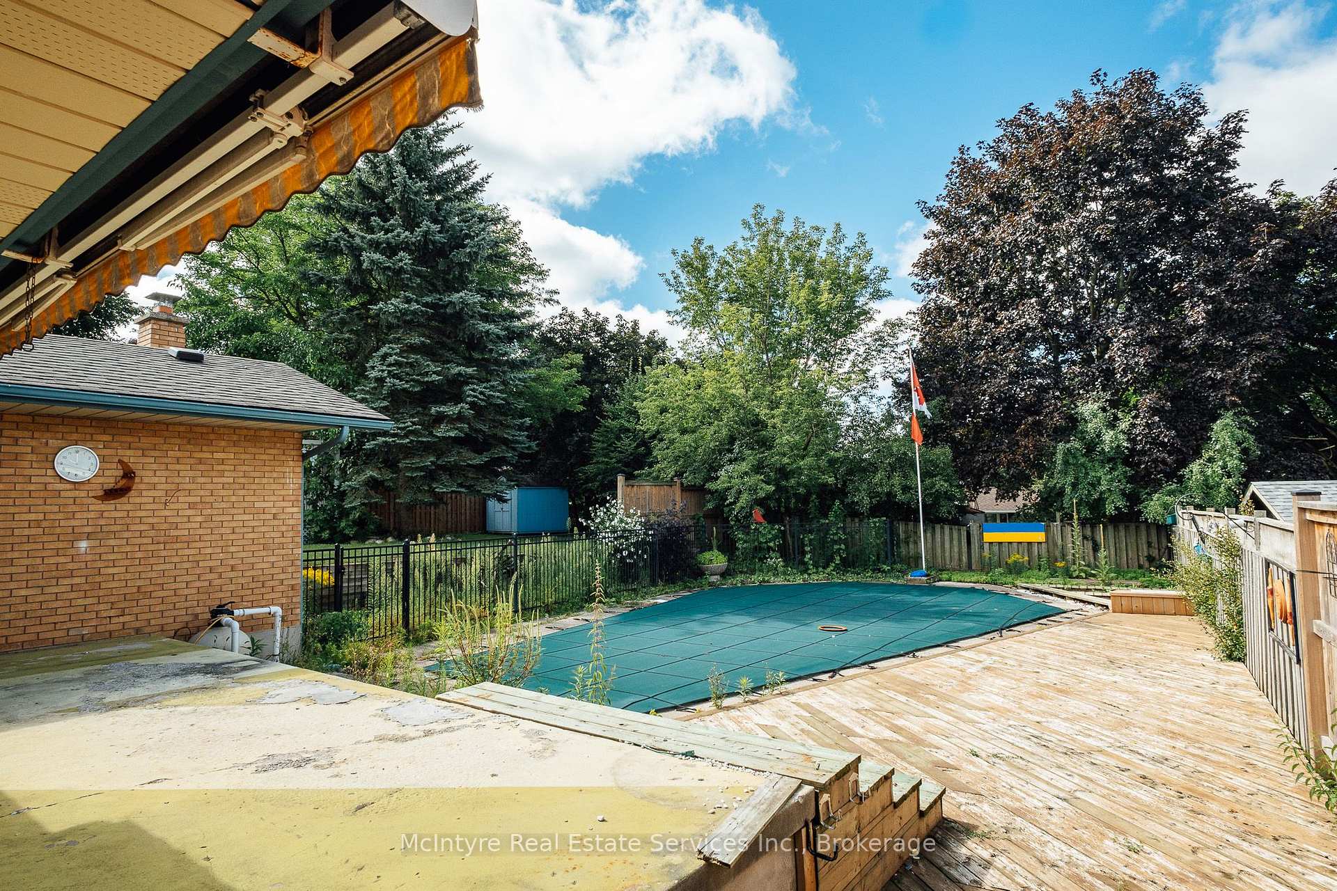Photo 7 of 229 Winfield Avenue, Waterloo, Lincoln Village — HOMEH
