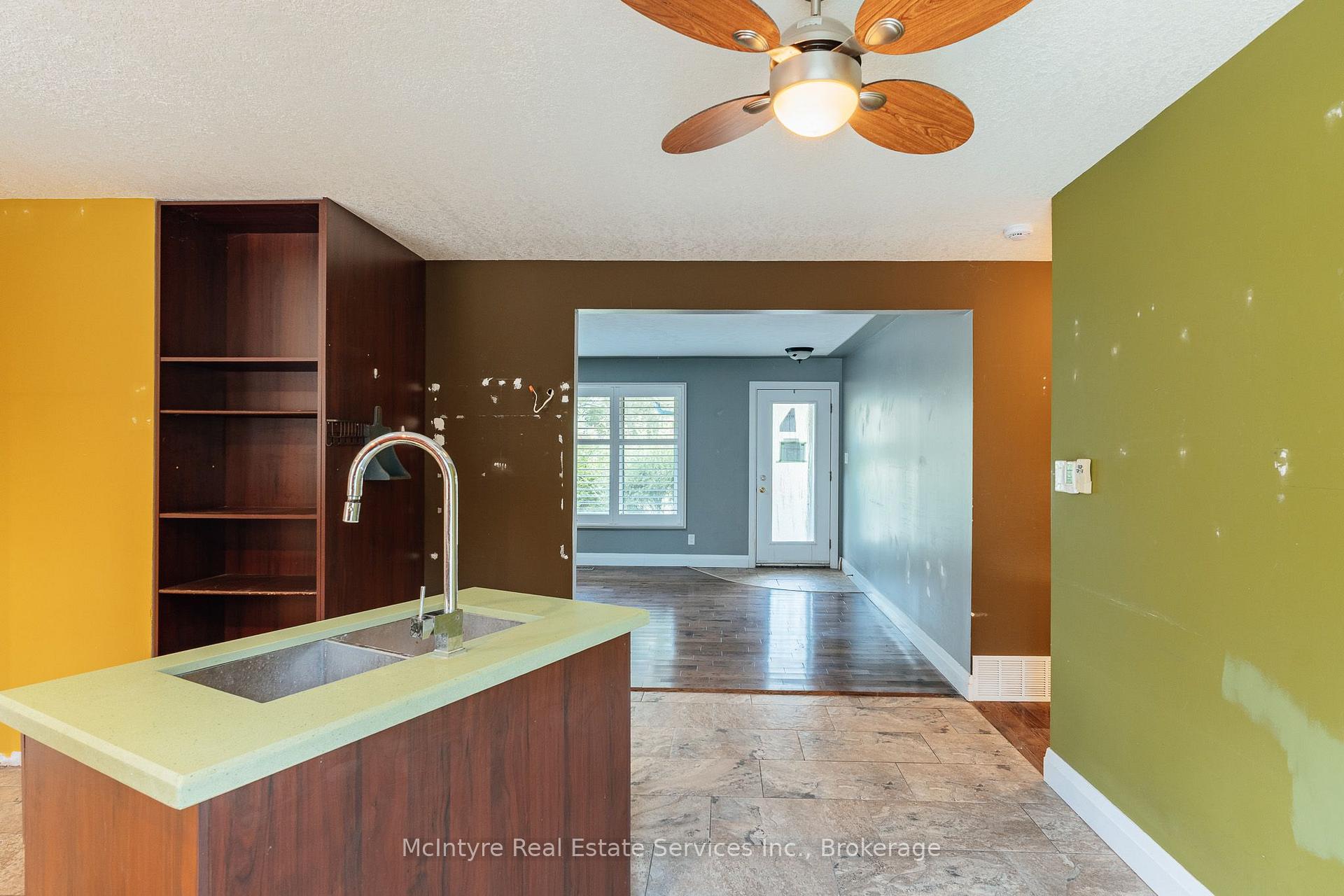 Photo 12 of 229 Winfield Avenue, Waterloo, Lincoln Village — HOMEH