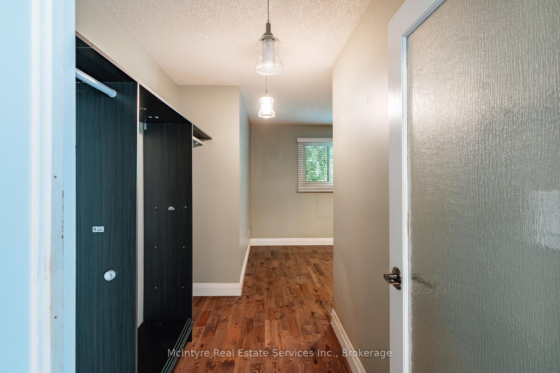 Photo 19 of 229 Winfield Avenue, Waterloo, Lincoln Village — HOMEH