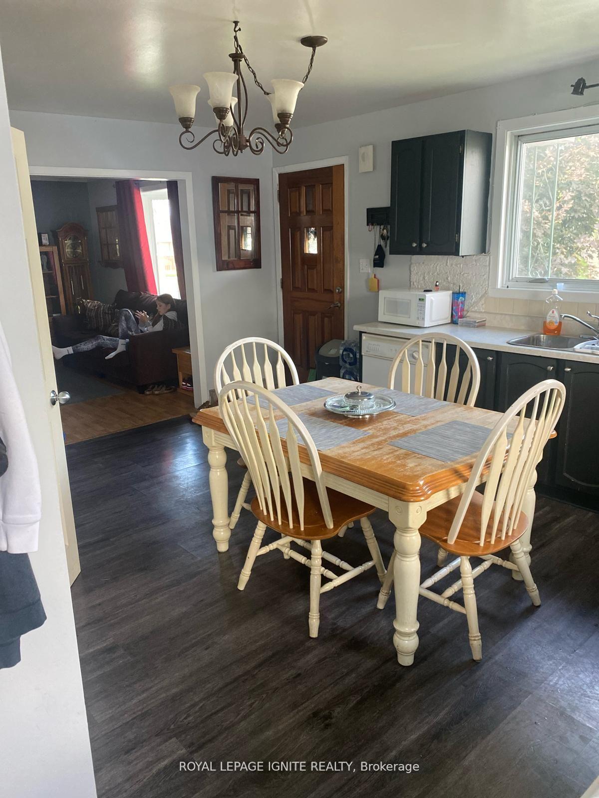 Photo 2 of 812 Chelsea Crescent, Cornwall, Cornwall — HOMEH