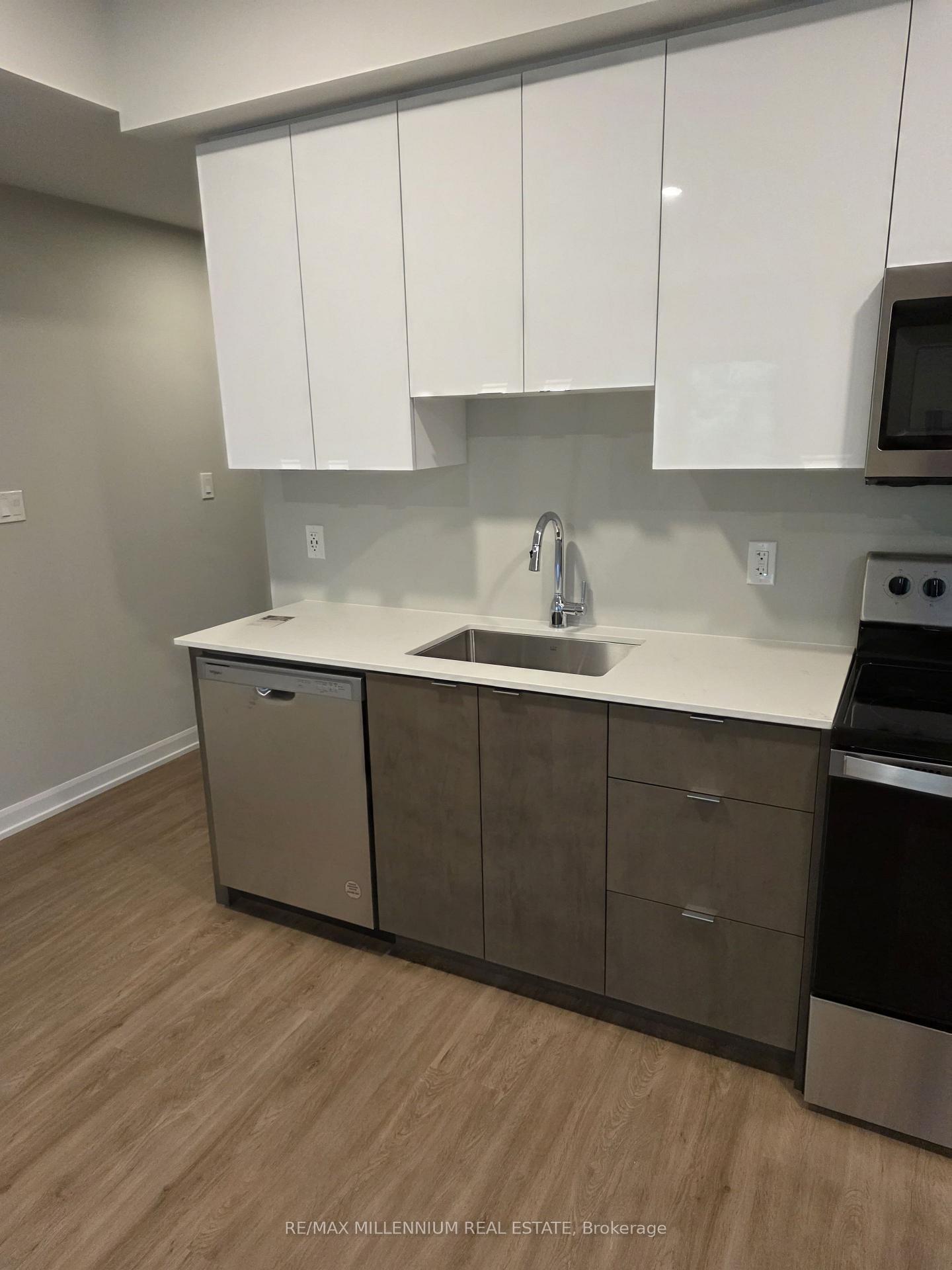 Photo 7 of Unit 320, 708 Woolwich Street, Guelph, York/Watson Industrial Park — HOMEH