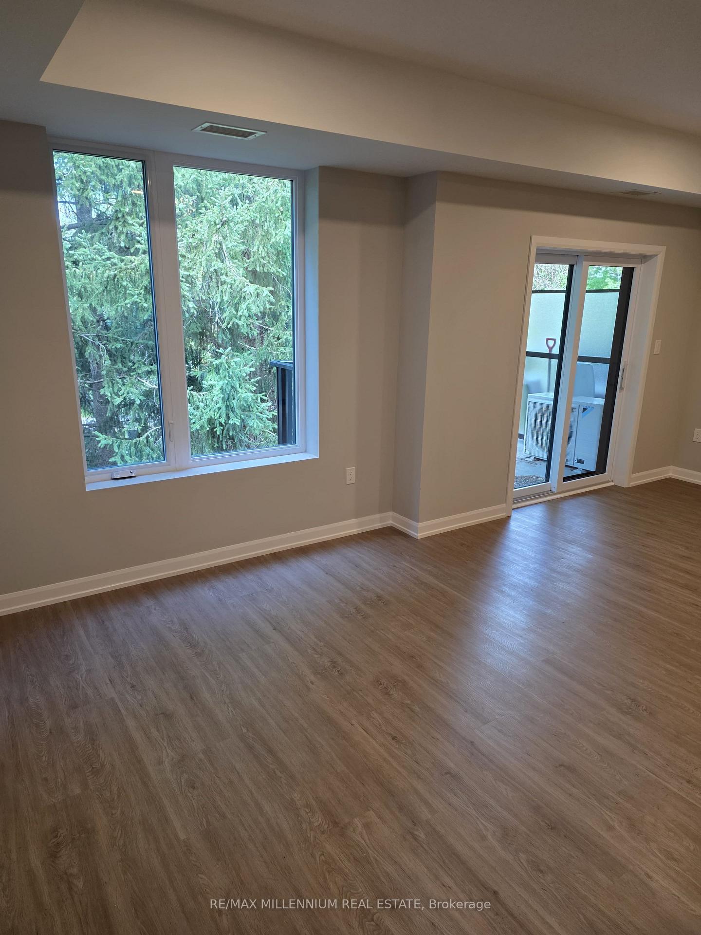 Photo 8 of Unit 320, 708 Woolwich Street, Guelph, York/Watson Industrial Park — HOMEH