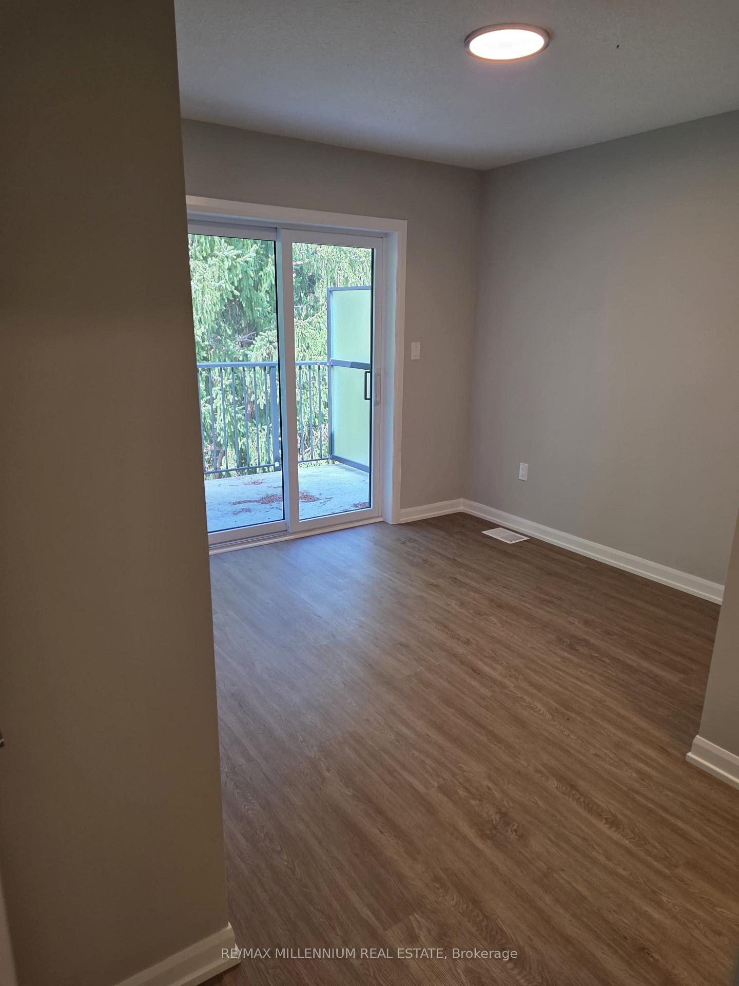 Photo 11 of Unit 320, 708 Woolwich Street, Guelph, York/Watson Industrial Park — HOMEH