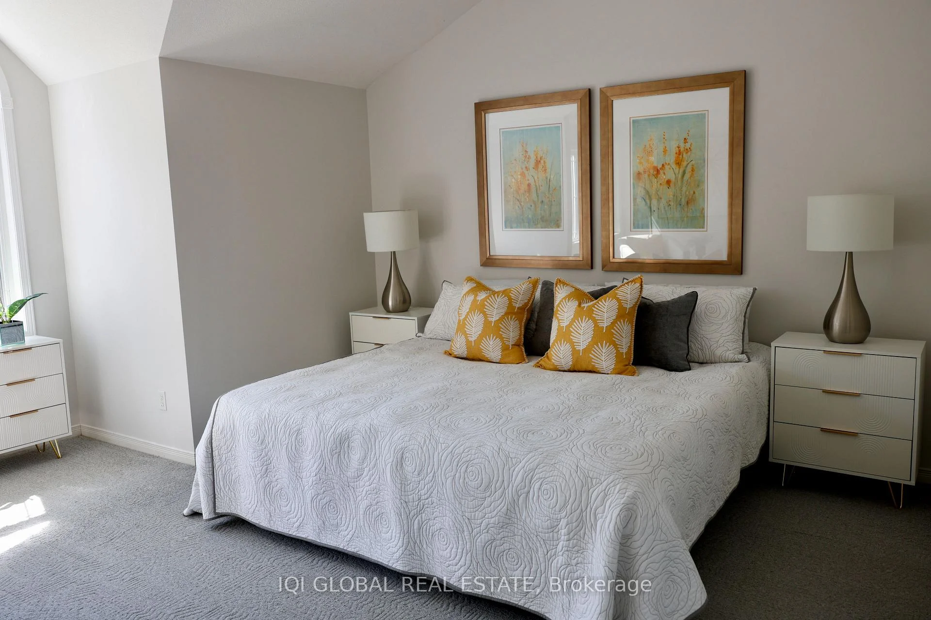 Photo 61 of 881 Blacksmith Street, London, North M — HOMEH