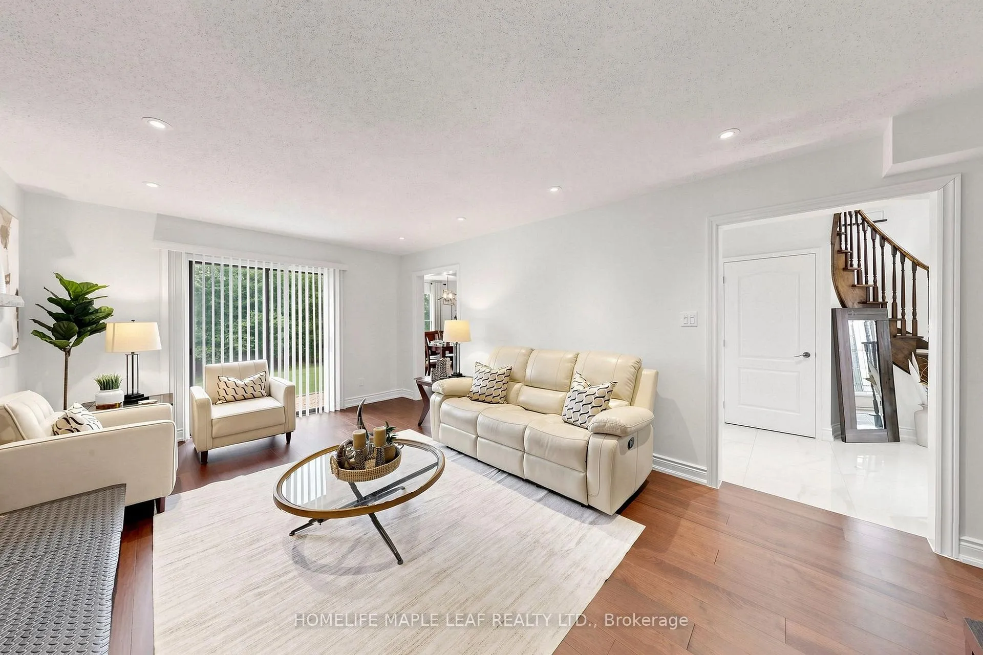Photo 10 of 167 Bayne Crescent, Cambridge, Greenway-Chaplin — HOMEH