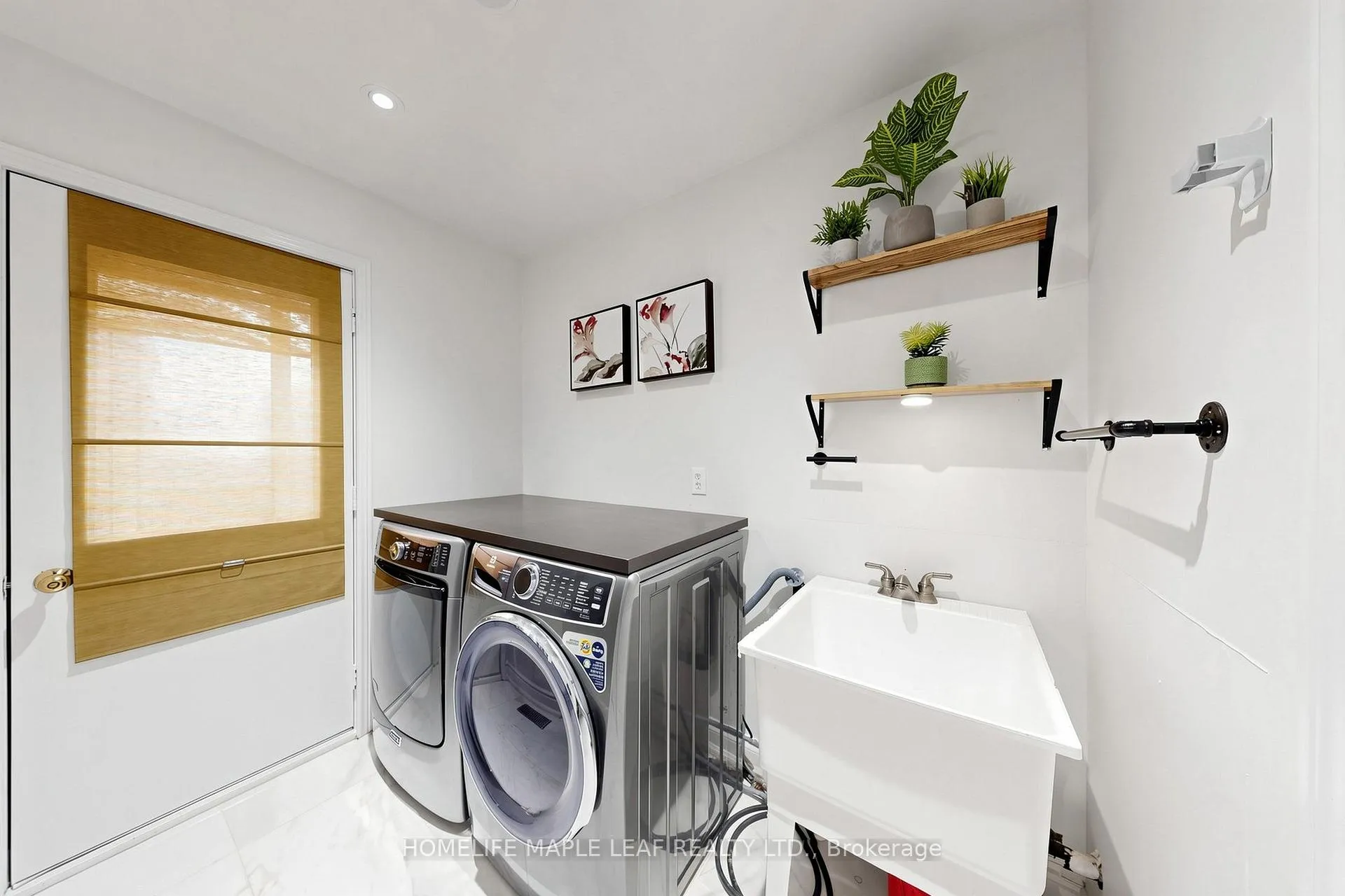 Photo 19 of 167 Bayne Crescent, Cambridge, Greenway-Chaplin — HOMEH