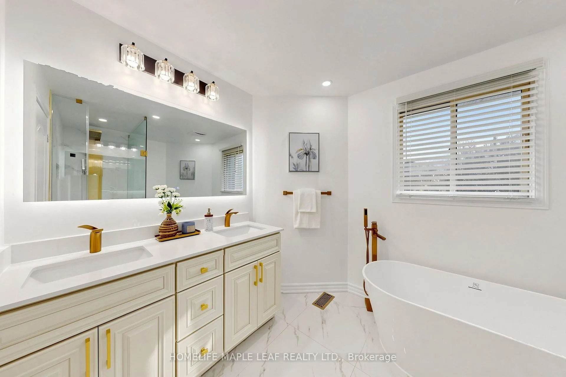 Photo 23 of 167 Bayne Crescent, Cambridge, Greenway-Chaplin — HOMEH