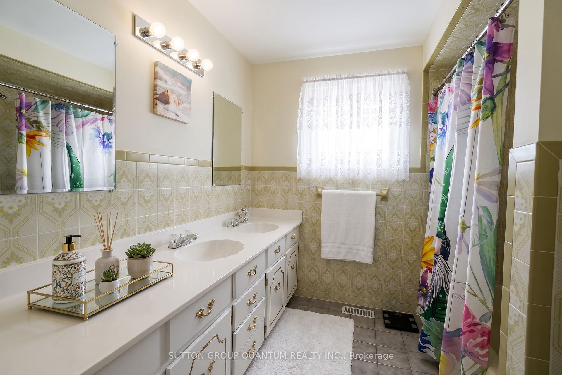 Photo 19 of 129 Margaret Avenue, Hamilton, Stoney Creek — HOMEH