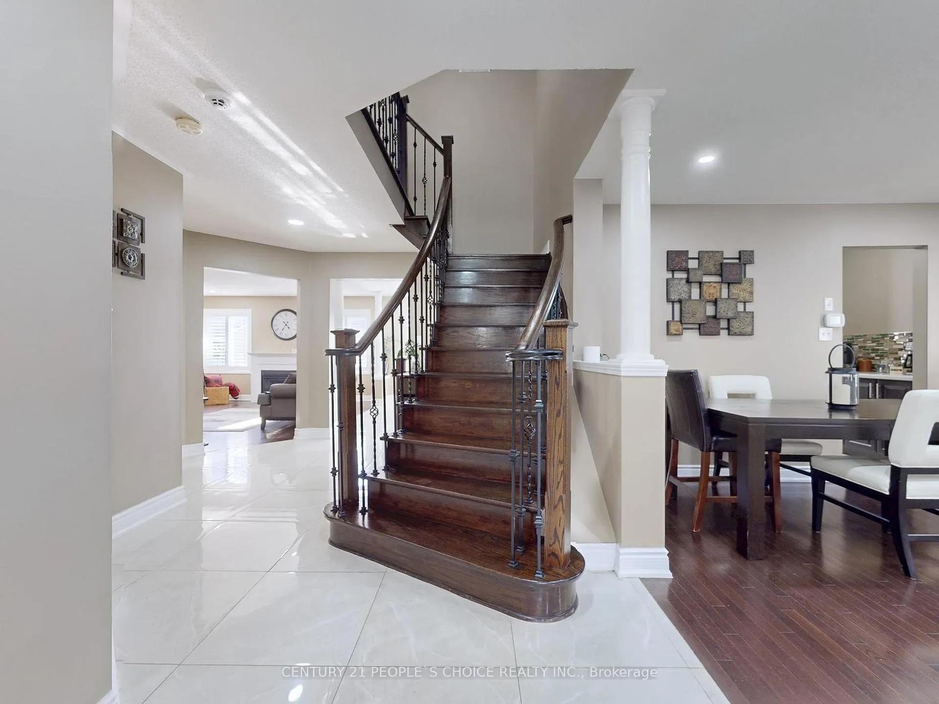 Photo 27 of 230 Edenbrook Hill Drive, Brampton, Fletcher's Meadow — HOMEH