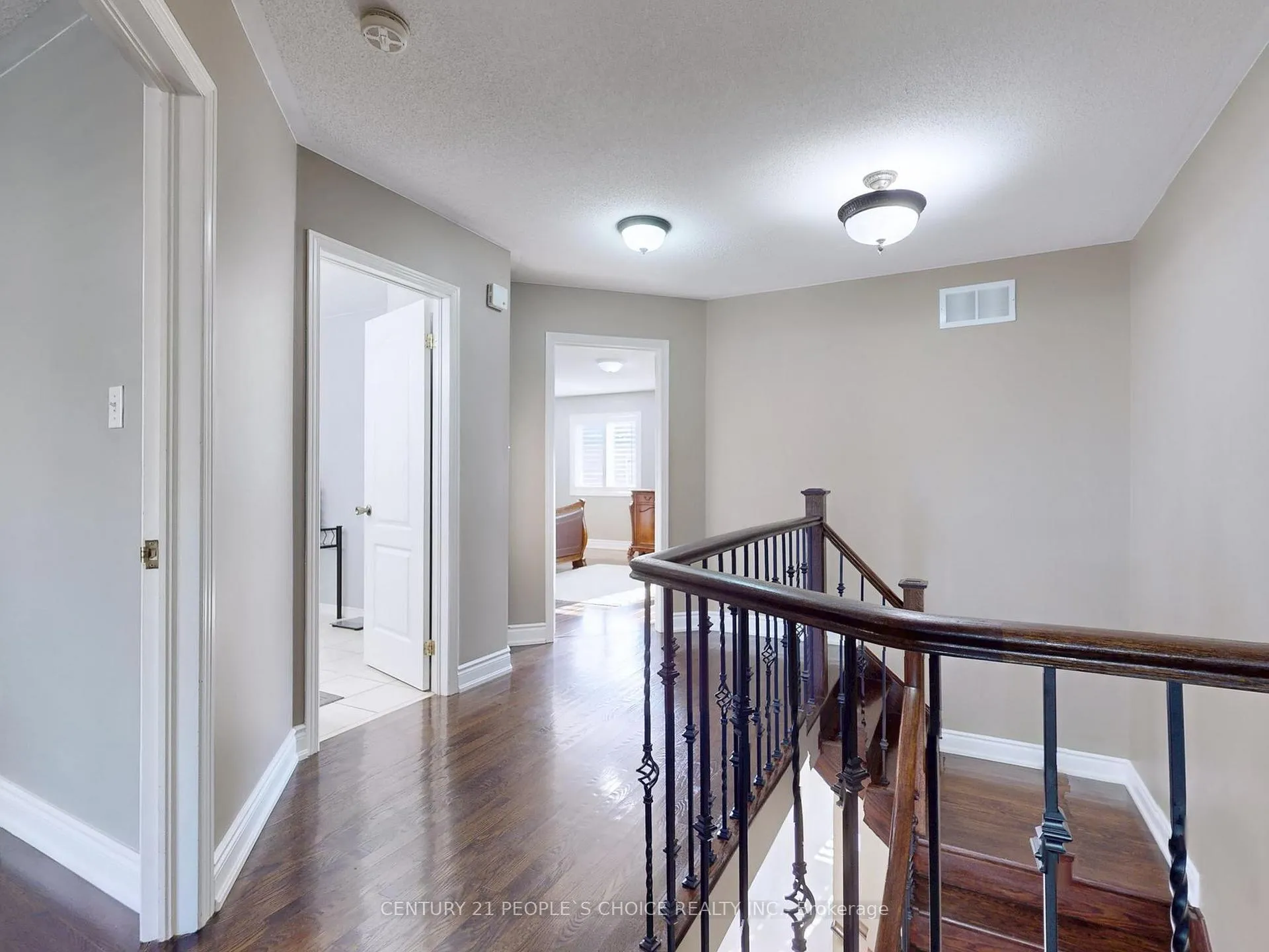 Photo 28 of 230 Edenbrook Hill Drive, Brampton, Fletcher's Meadow — HOMEH