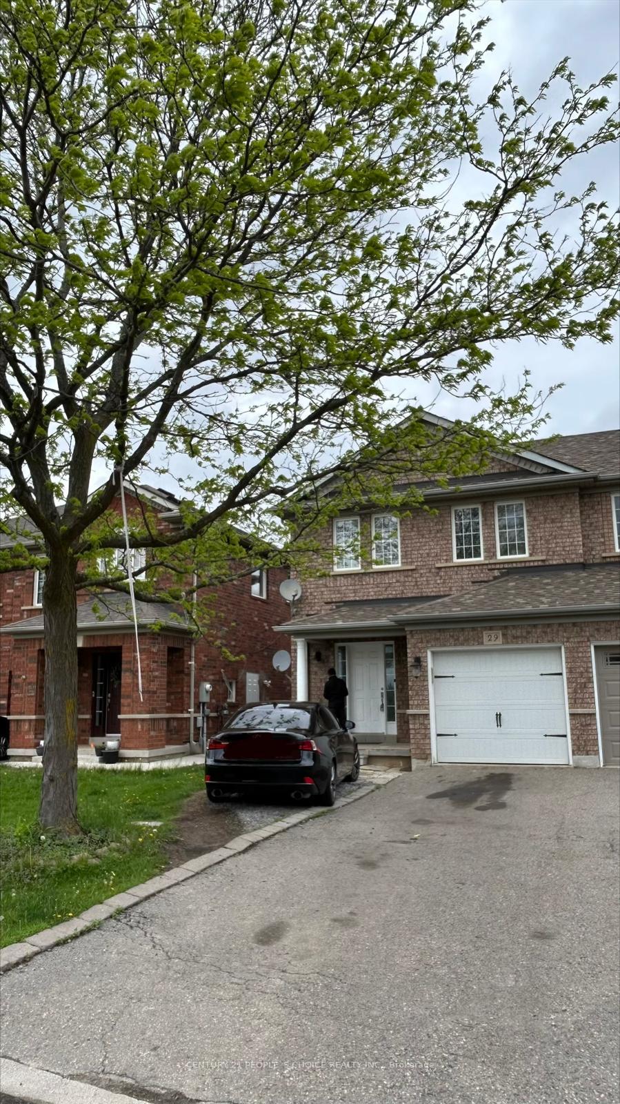 Photo 1 of 29 Dunure Crescent, Brampton, Fletcher's Meadow — HOMEH